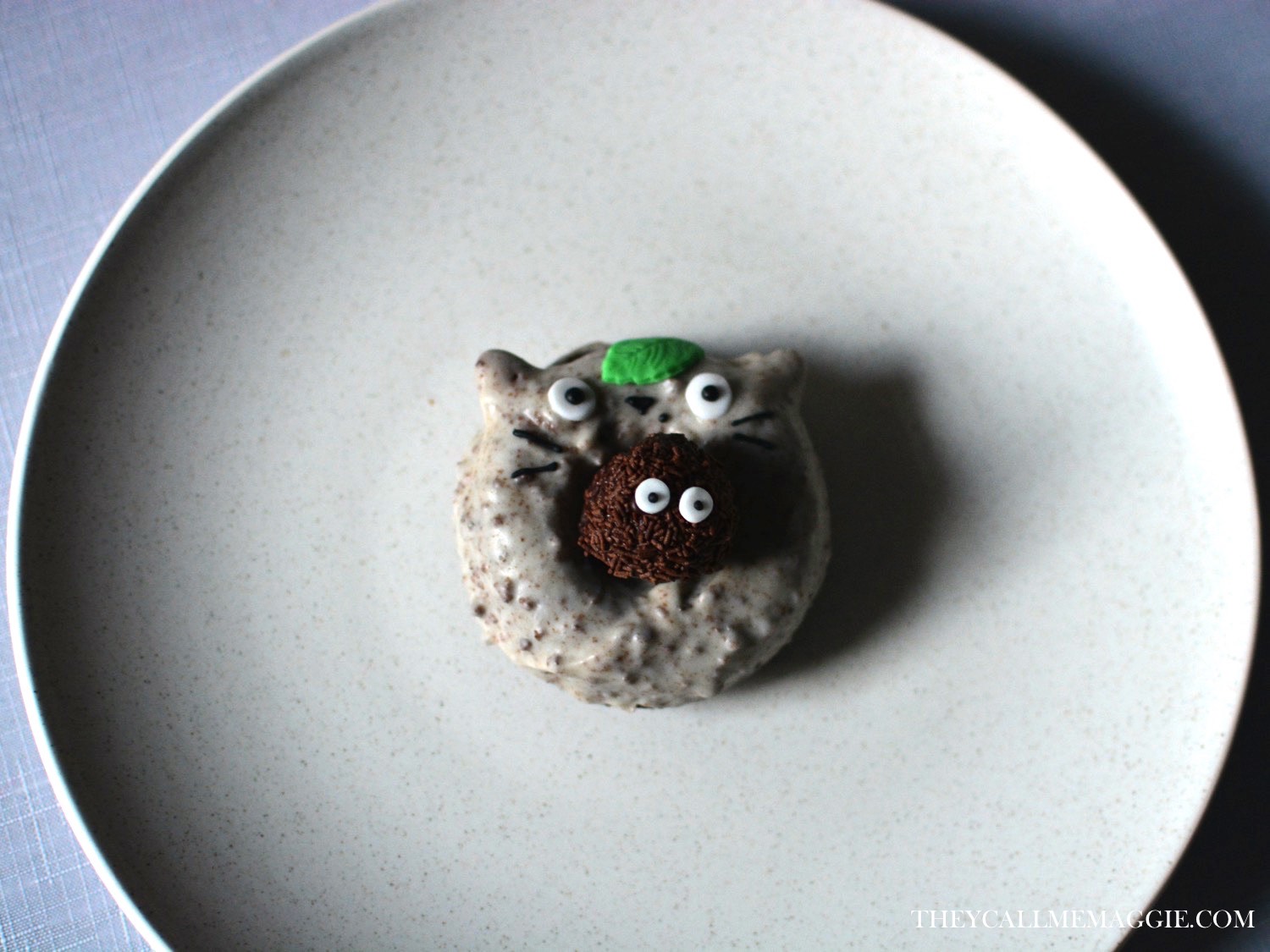 totoro-donut.jpg