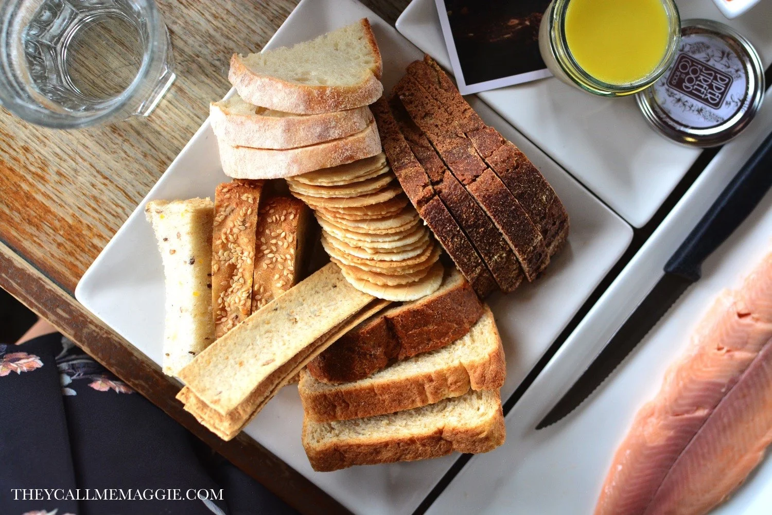 cheese-bread-crackers.jpg