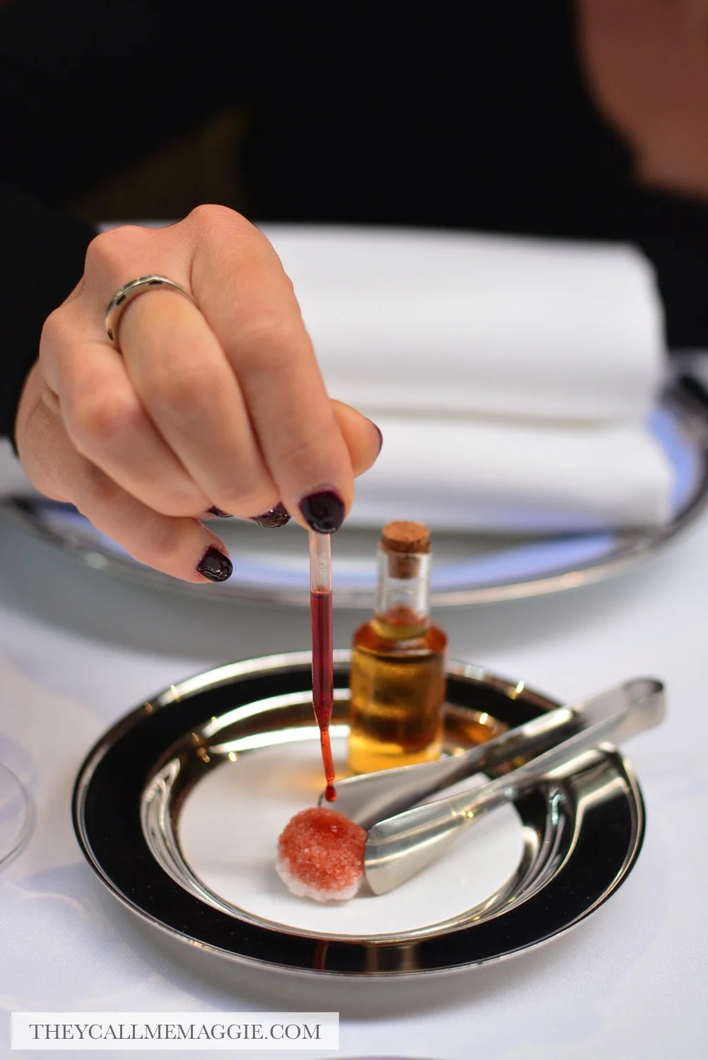 cocktail-sugar-cube.jpg