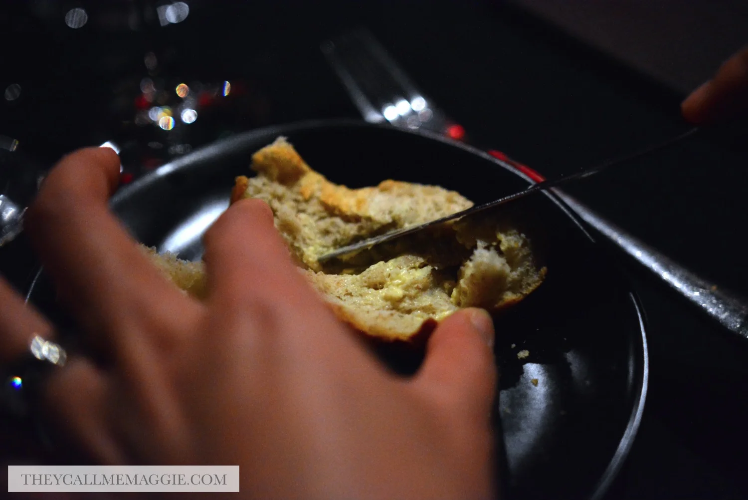 butter-spreading-bread.jpg