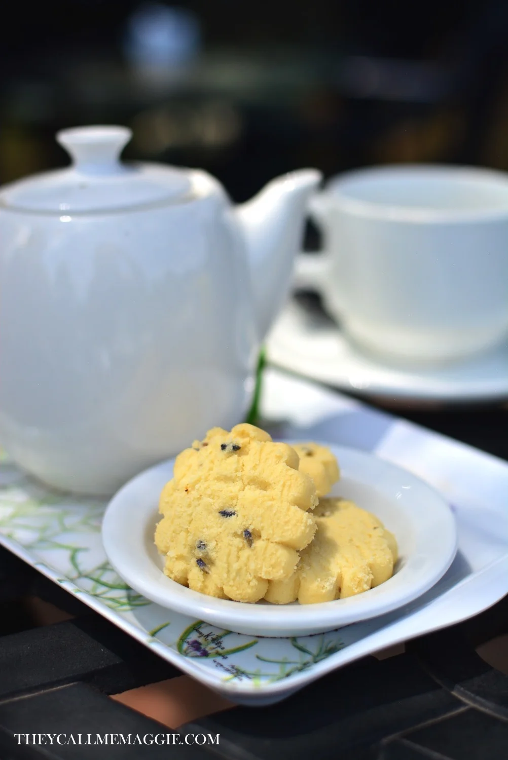 lavender-biscuits.jpg