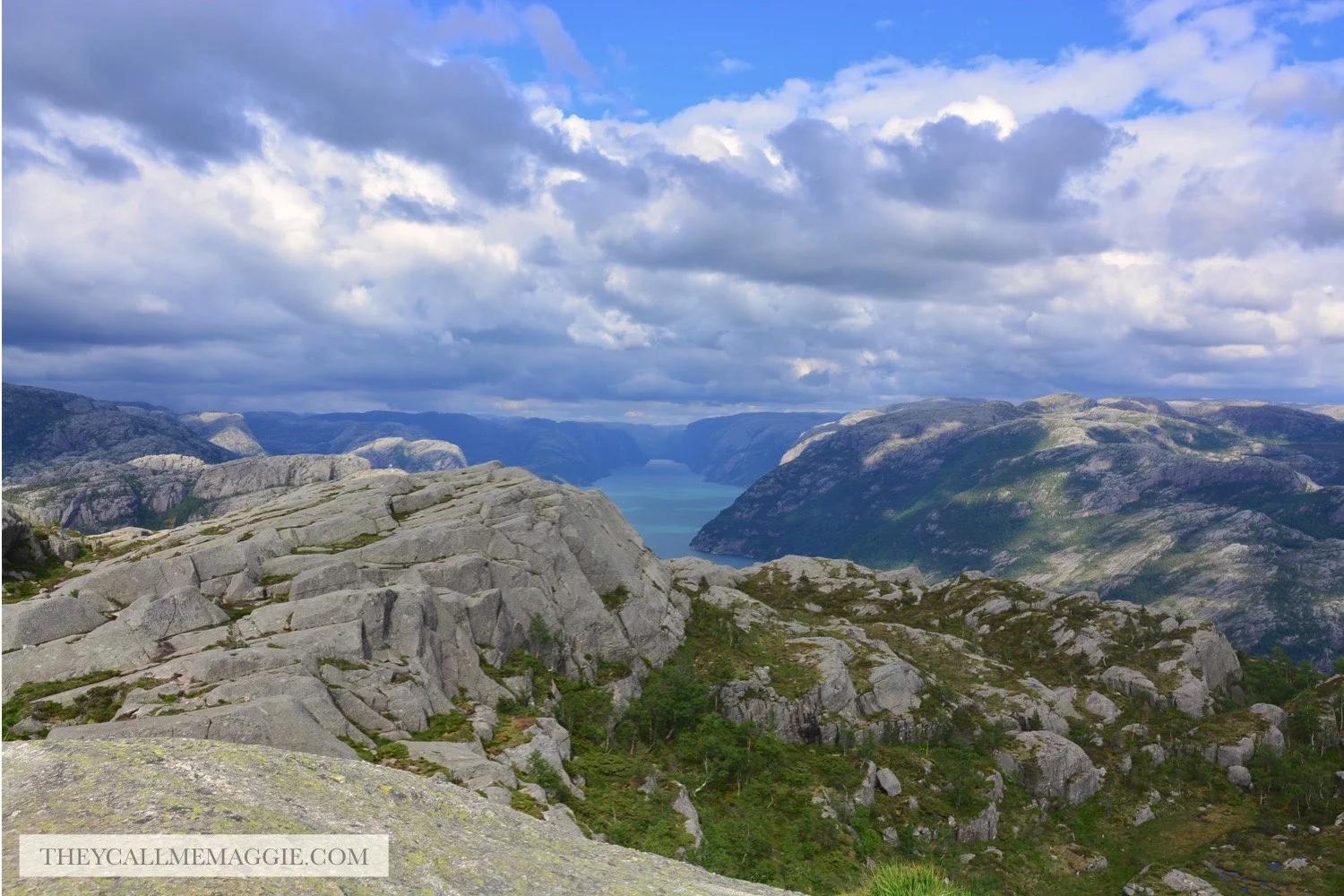 preikestolen-top-views.jpg