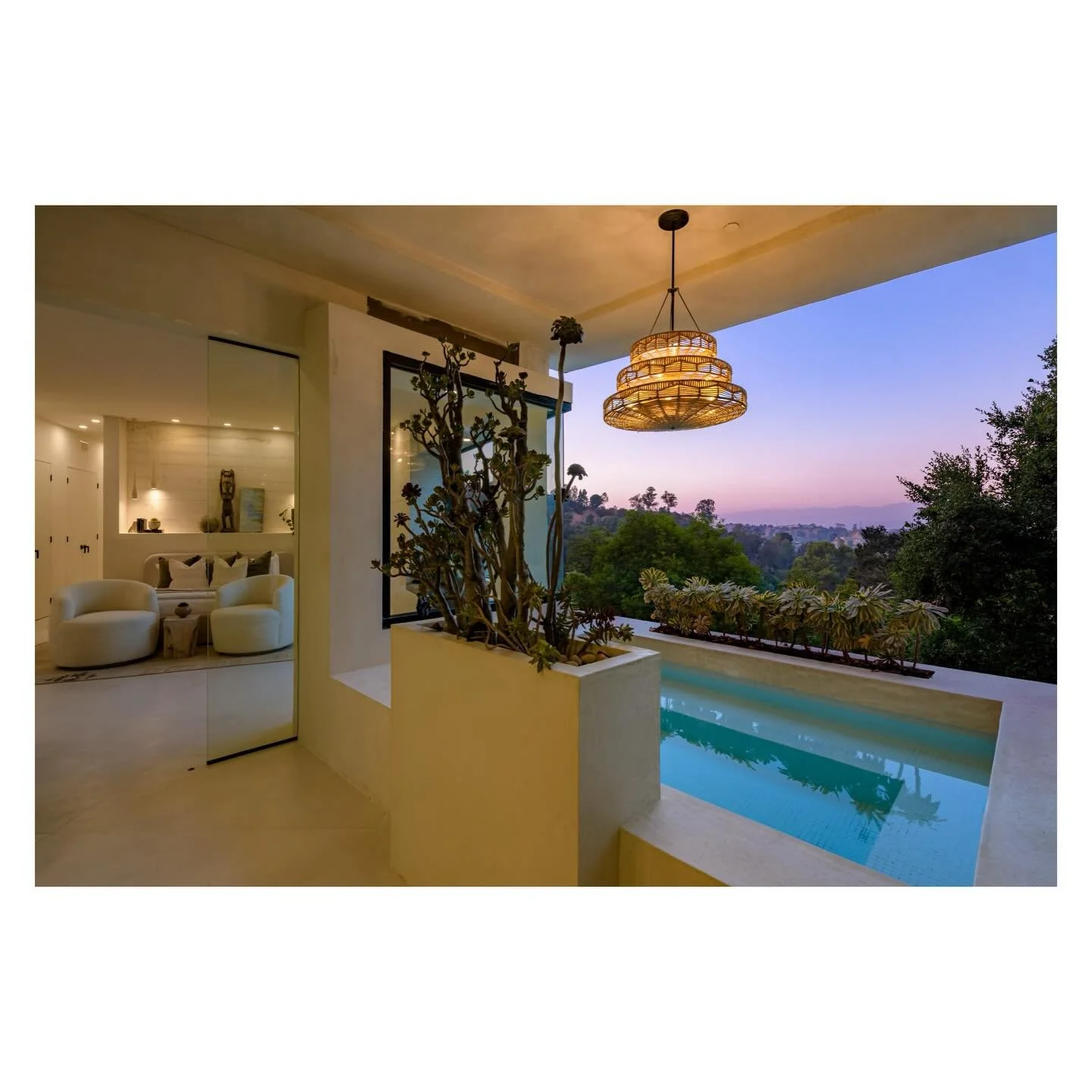 Hot Tub with a quiet, serene view on Lookout Mountain