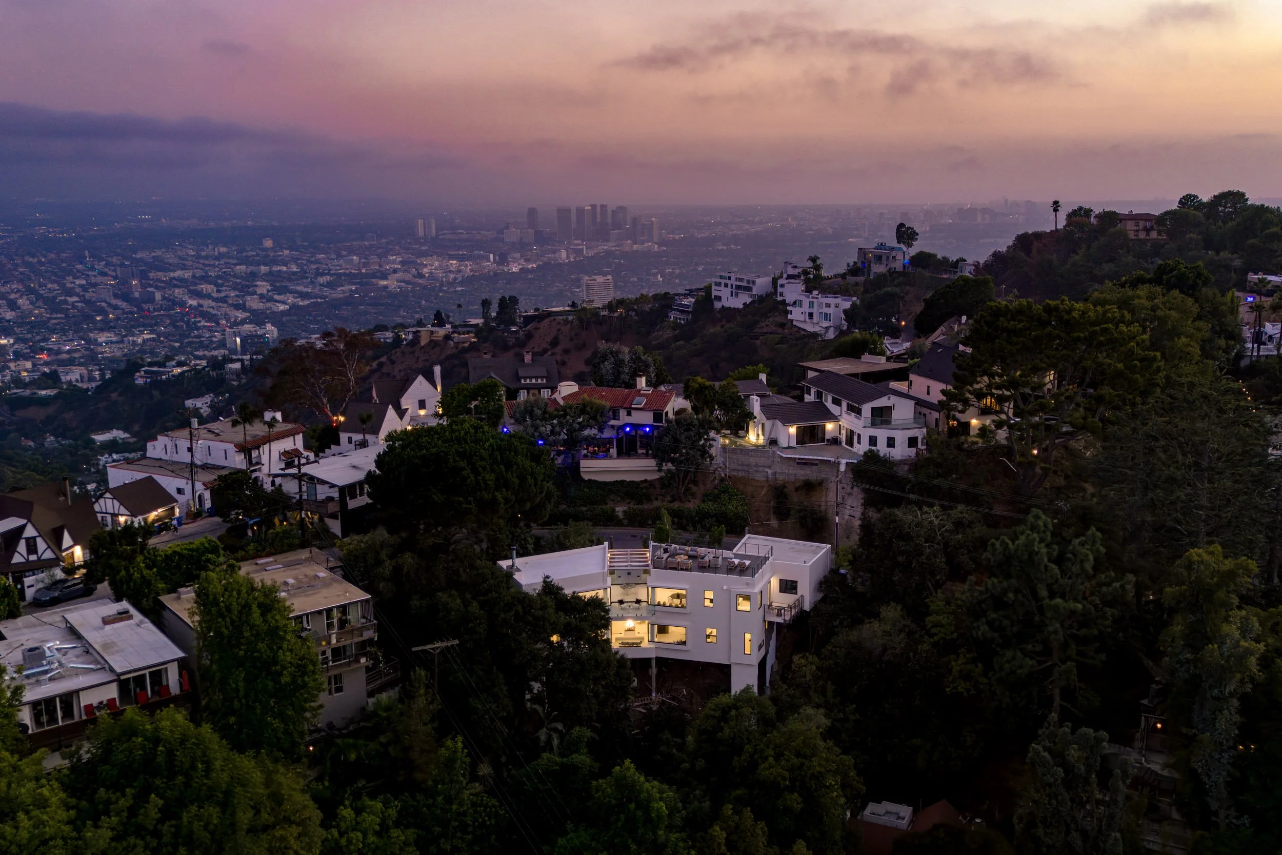 8896 Lookout Mountain Ave-73.jpg