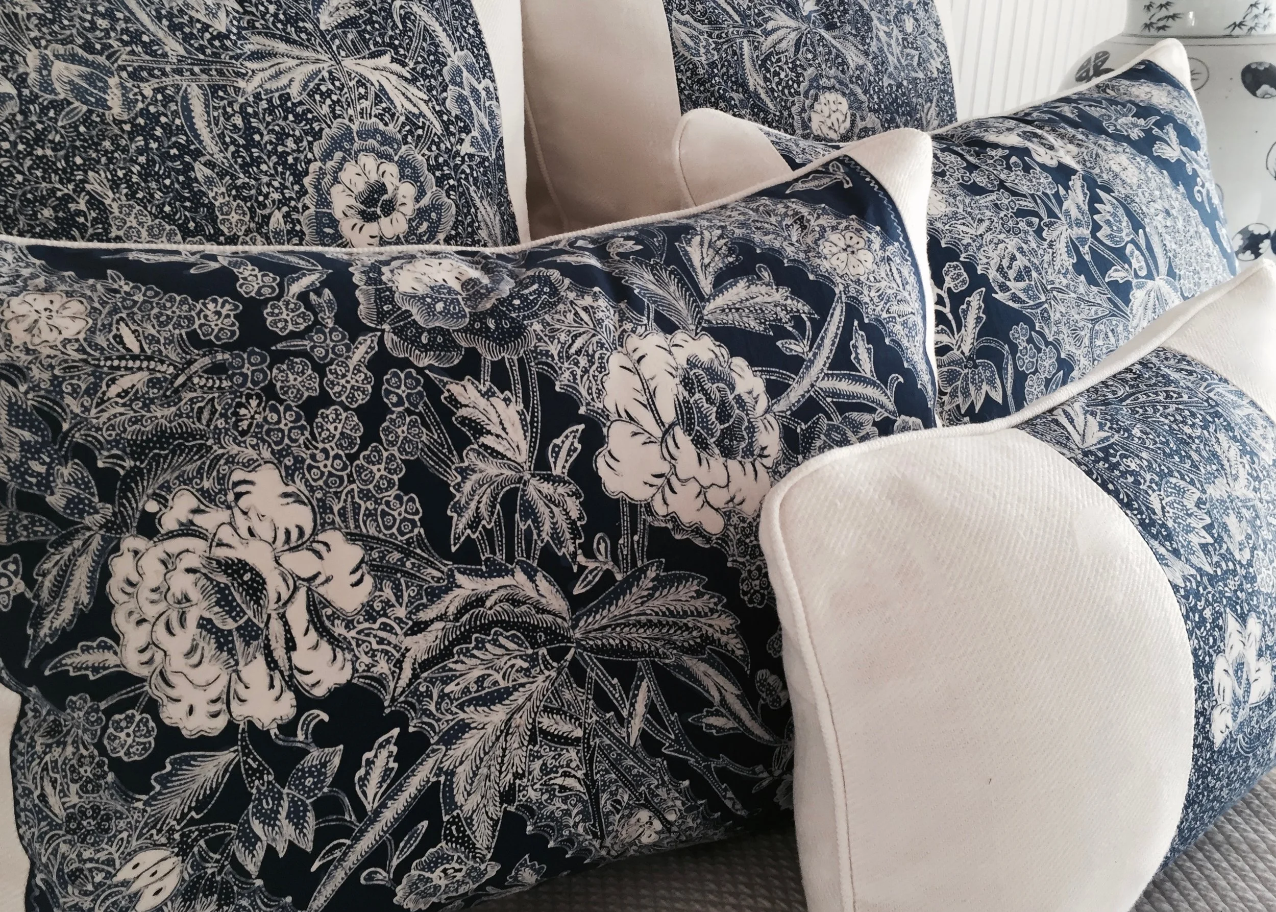 BLUE HIBISCUS BATIK WITH IVORY TWILL LINEN