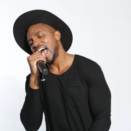 Dav Vocal 2.jpg