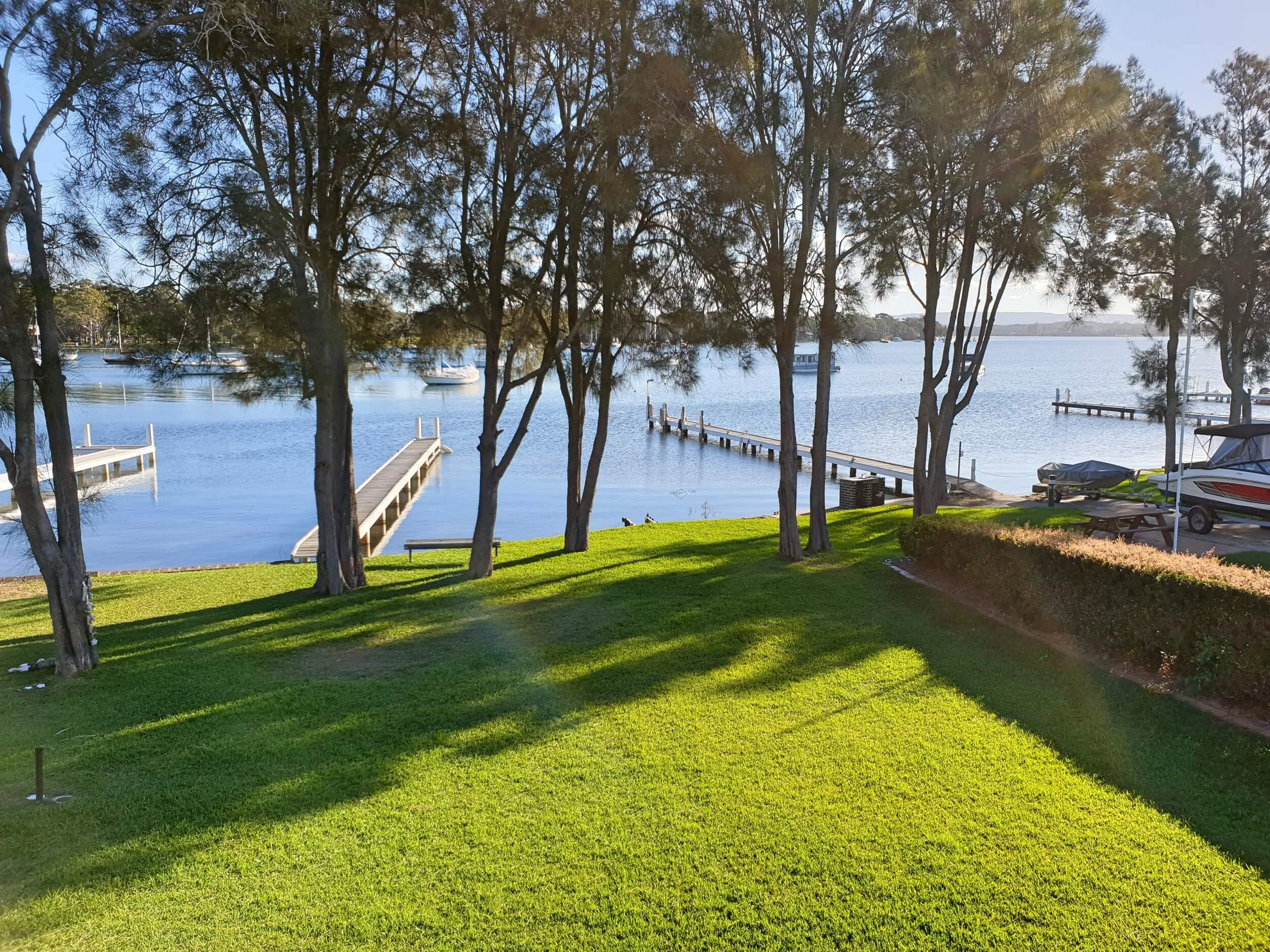Adrift-Lake-Macquarie-Waterfront_52.jpg