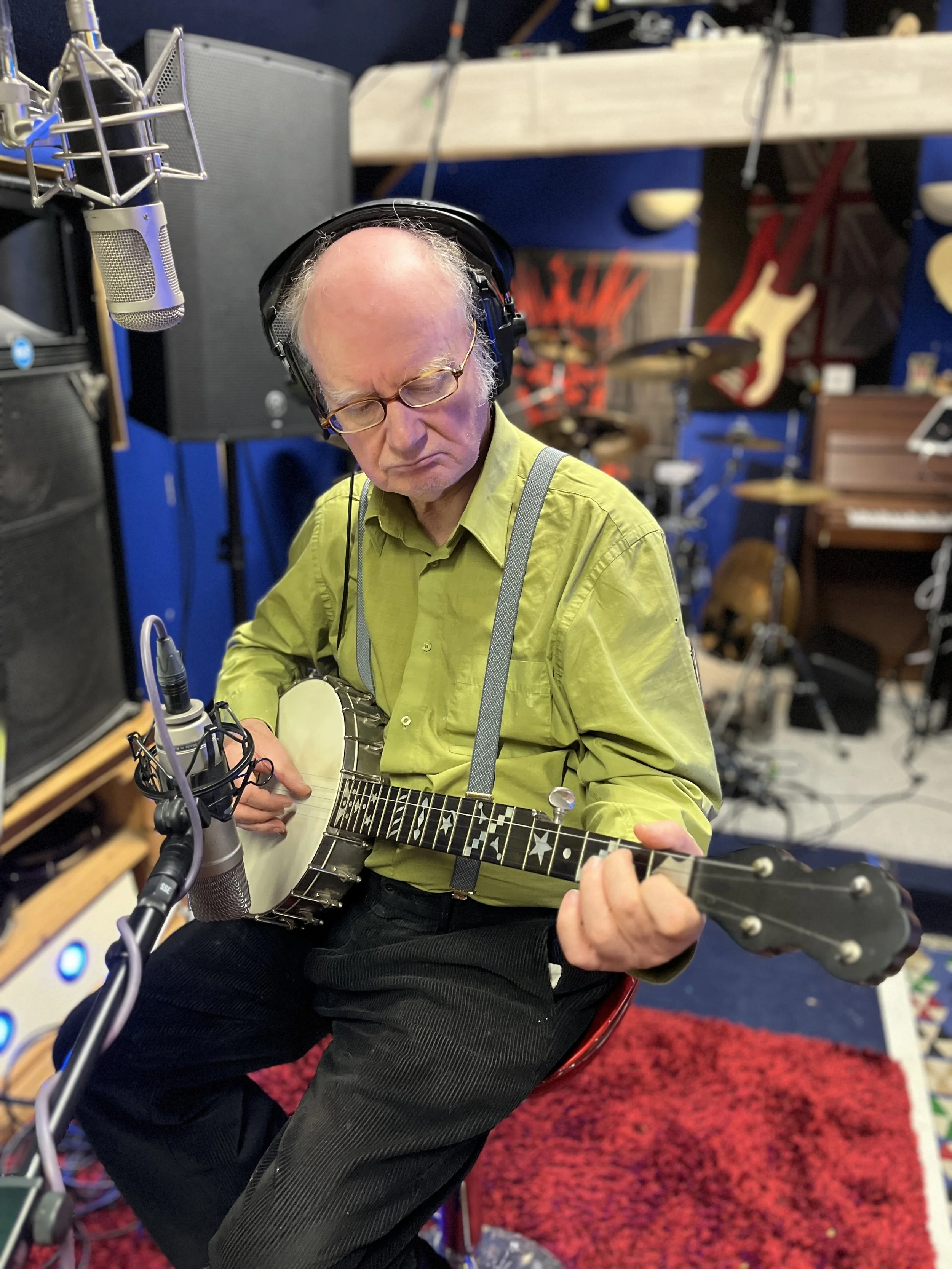 John King at Born in a Barn Studio_2.JPG