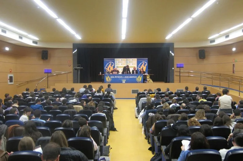 XXII Jornadas de Fisioterapia. "La fisioterapia en el dolor y la disfunción lumbopélvica". ONCE 2012