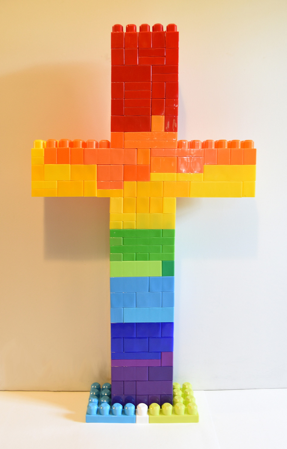 Hope Deity - Legos - bricolage, 37x21.25x3.17, 2018