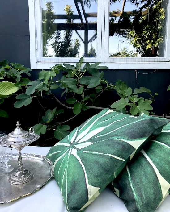  Tillgängliga designer och mönster, mönsterkollektioner för återförsäljare. Heminredning, textilier, kuddfodral.  Designs available for retailers and agents.   Please contact anna@montage for further information.  Scandinavian, Nordic design by Anna 