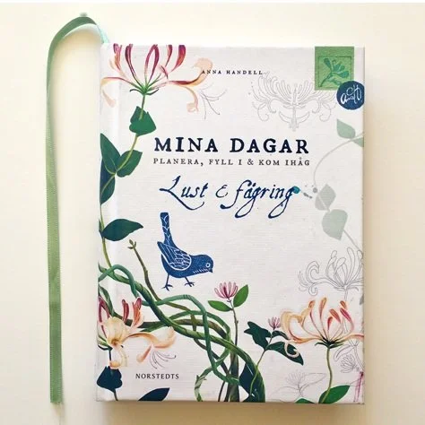 Illustrerad kalender och presentbok "MINA DAGAR".