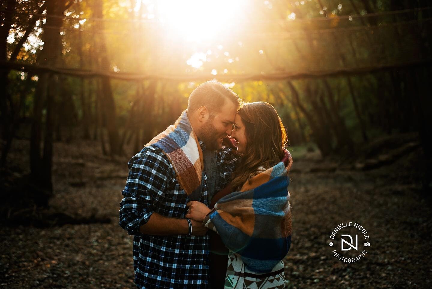I love shooting love ❤️ y&rsquo;all John and Marissa nailed this engagement session! I can&rsquo;t wait to show you more 😉 #grovecityohiophotographer #grovecityohio 
#grovecitylifestylephotographer #shutterstories #saturdaysundayshootdays #dnbridean