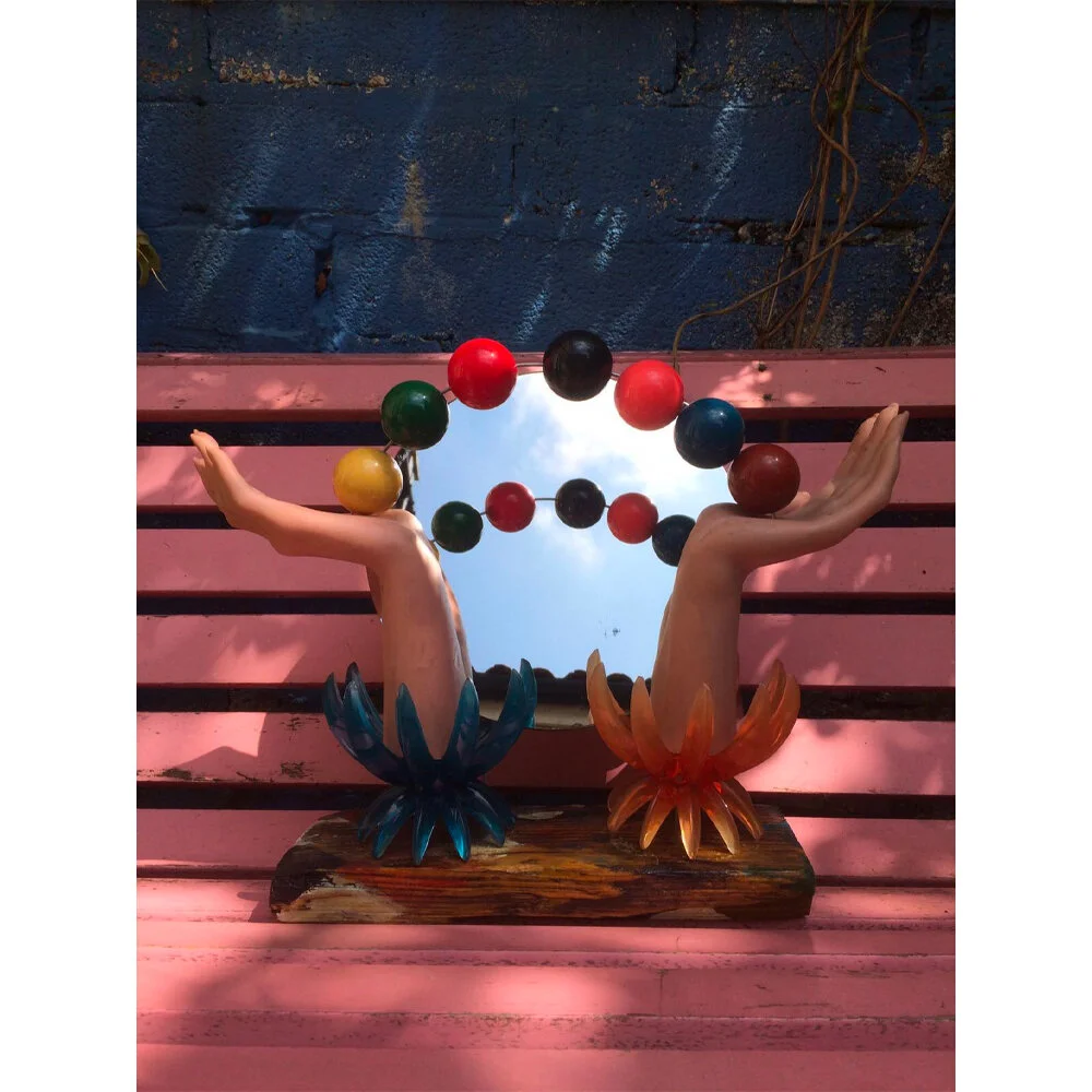HANDY MIRROR