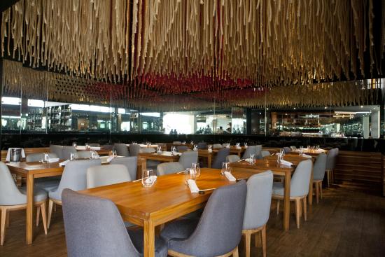 MAIDO Calle San Martín 399 Esquina con calle Colon PERÚ Telefono: +51 1 4462512 www.maido.pe/ informes@maido.pe