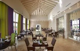 MEDITERRANEO RESTAURANT Eden Roc at Cap Cana, Cap Cana Republica Dominicana. Telefono: +1 809 469 7535 www.edenroccapcana.com/en/about/16-mediterraneo-restaurant info@edenroccapcana.com