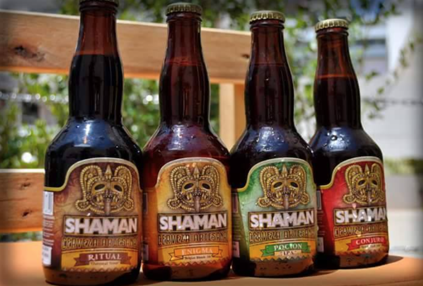 SHAMAN Address: Alonso Molina N58-64 y Rafael Portilla Quito Phone: +593 99 830 7240 Email: shamancervezaartesanal@hotmail.com @facebook