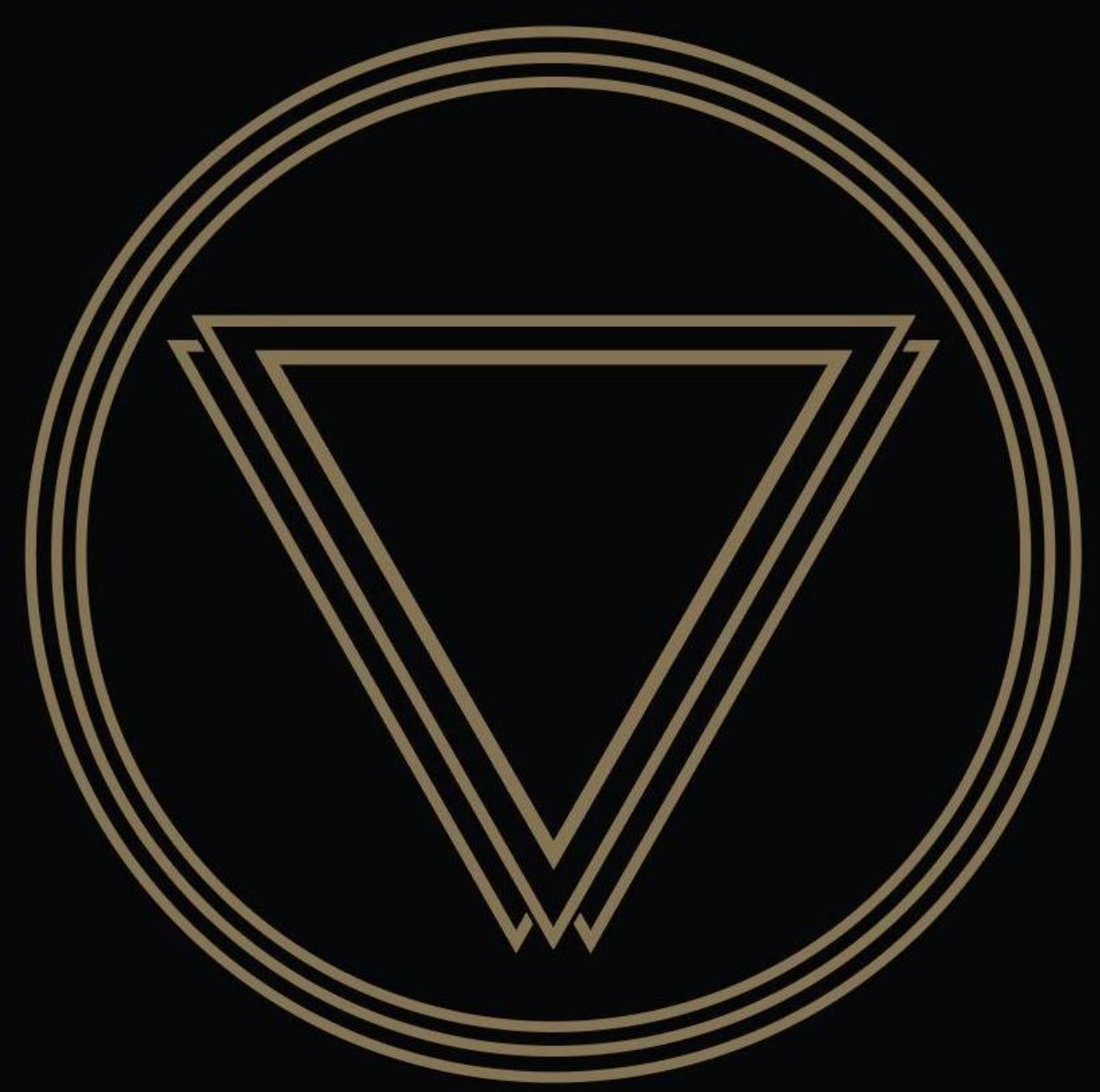 TRIANGULAR CERVECERÍA @facebook @instagram