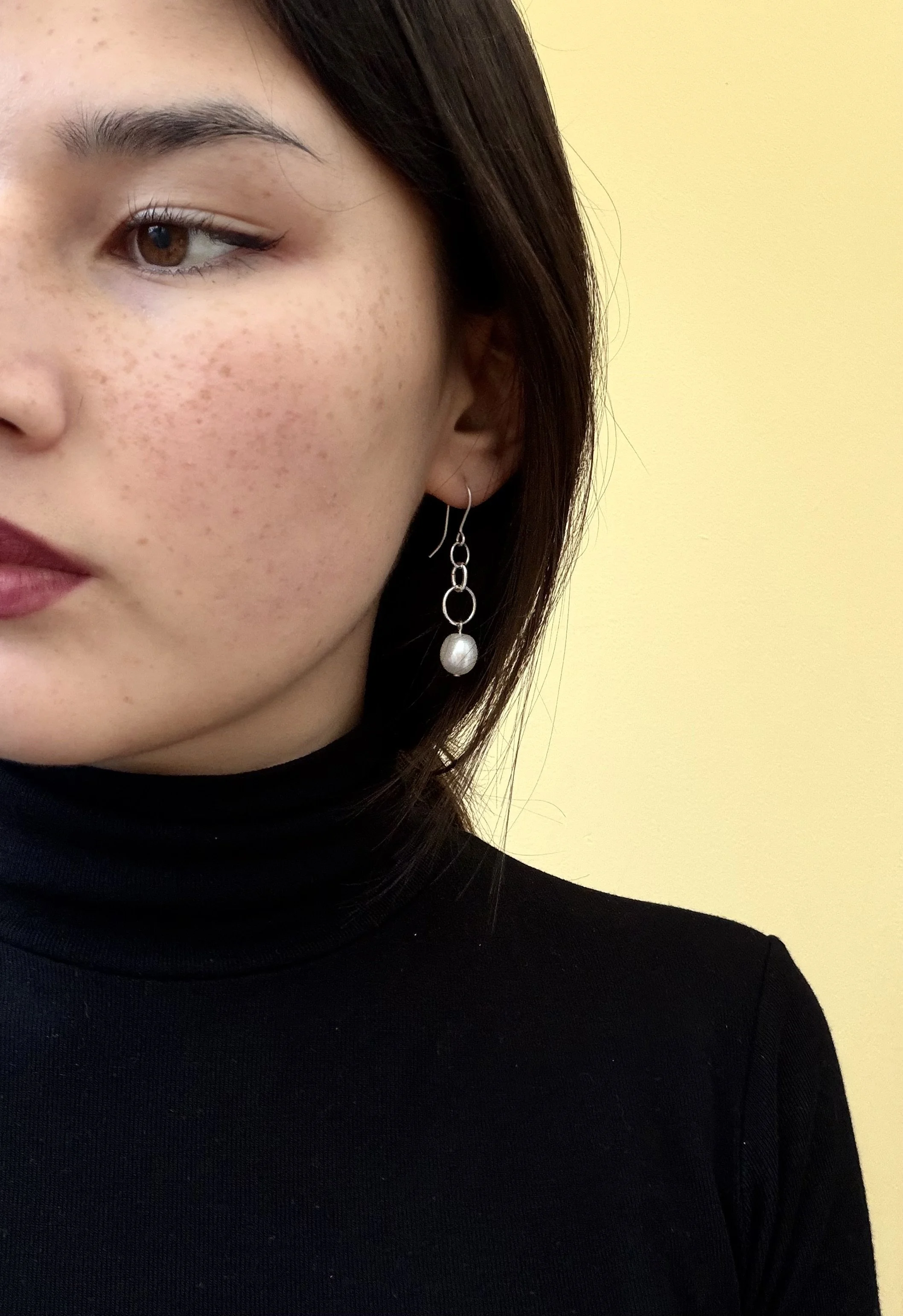 Two Siver Ring and Freshwater Pearl Earrings