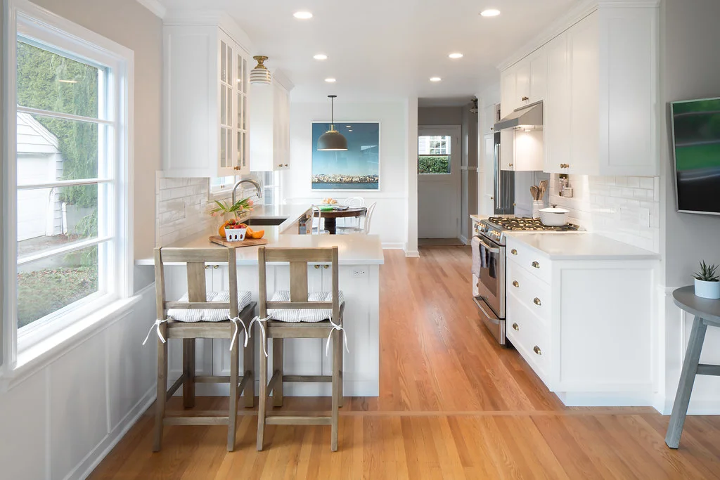 DistinctiveKitchens-Magnolia-.jpg