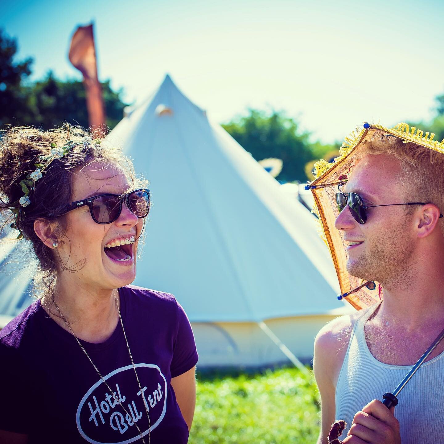 We are now hiring Front of House and Build &amp; Break crew for 2020! If you or a friend are interested in joining Hotel Bell Tent at the UK&rsquo;s best music festivals and sporting events this summer, please apply via the link in our bio. ☀️🏕#hote