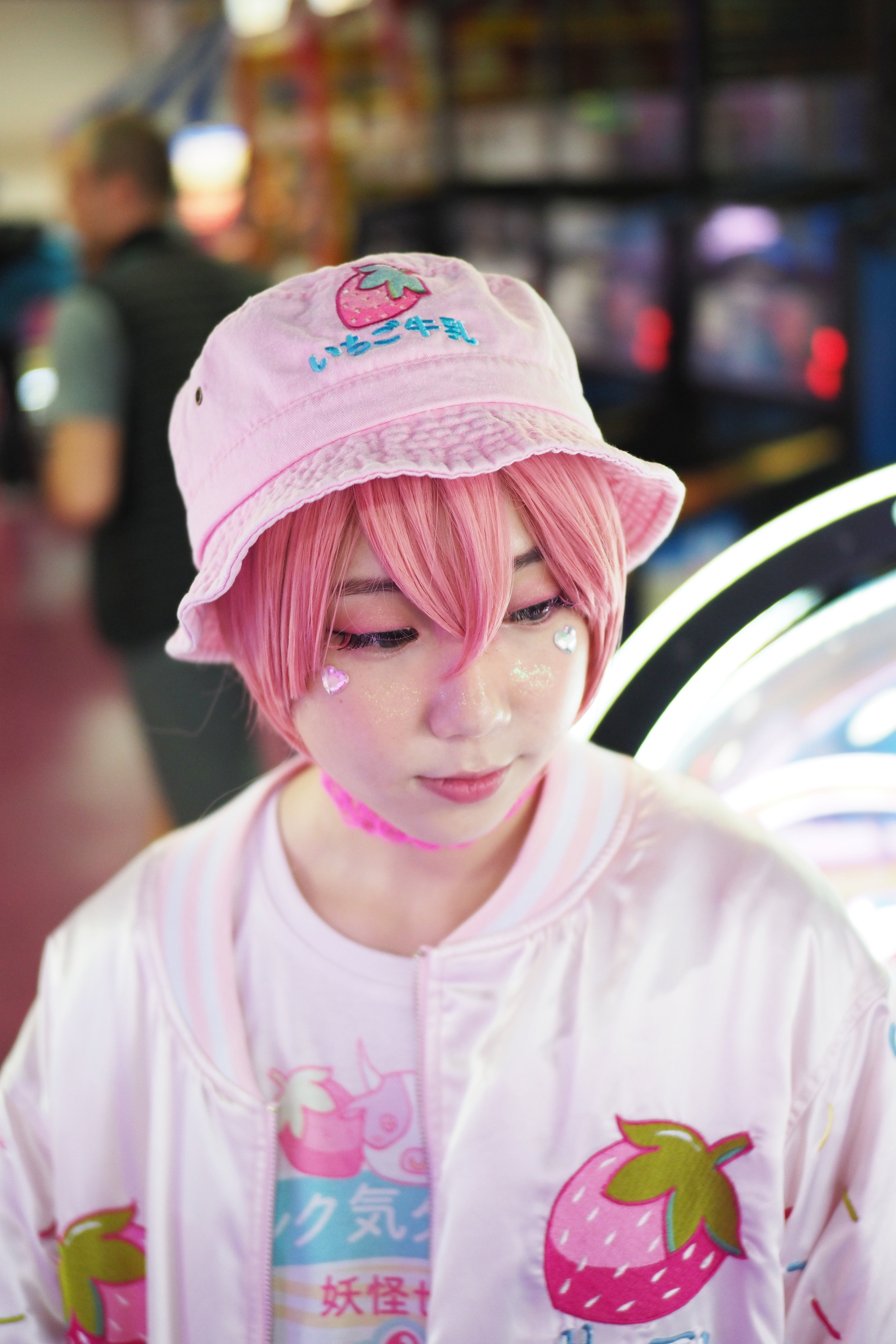 Strawberry Bucket Hat — YOKAISEKAI