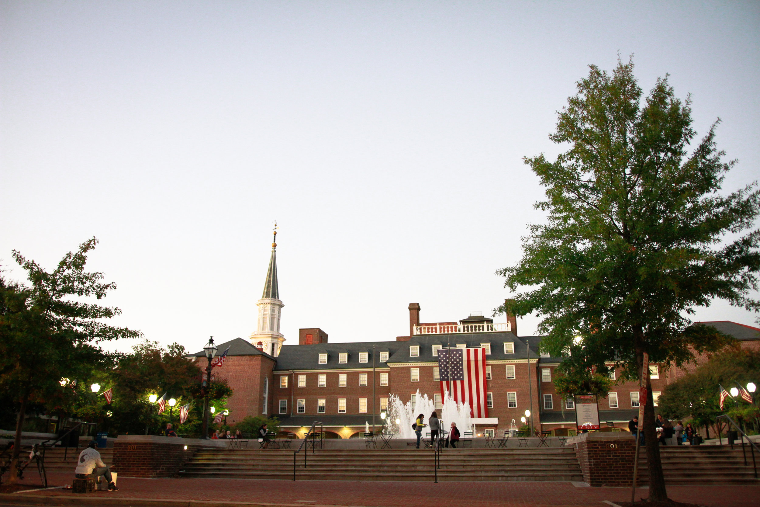 Old Town Alexandria, Virginia | Maral Noori Photography | Wedding and Engagement Photographer | Travel Blogger and Lifestyle Photographer