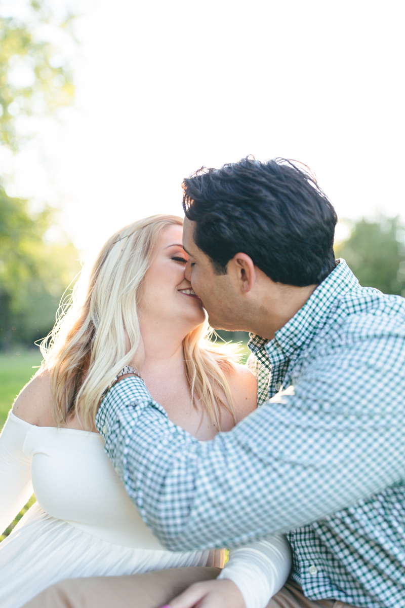 Alexandria Maternity Photographer | Maral Noori Photography | Fall Belle Haven Park