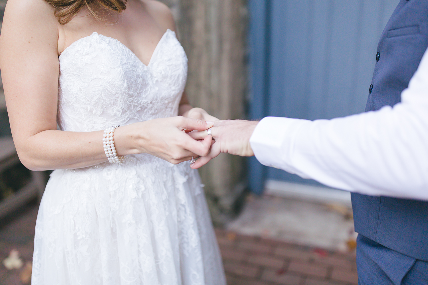 Carlyle House Elopement | Maral Noori Photography | Virginia Wedding Photographer