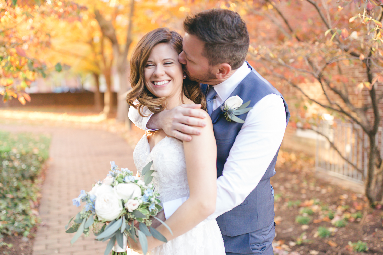 Carlyle House Elopement | Maral Noori Photography | Virginia Wedding Photographer | Fall Portraits