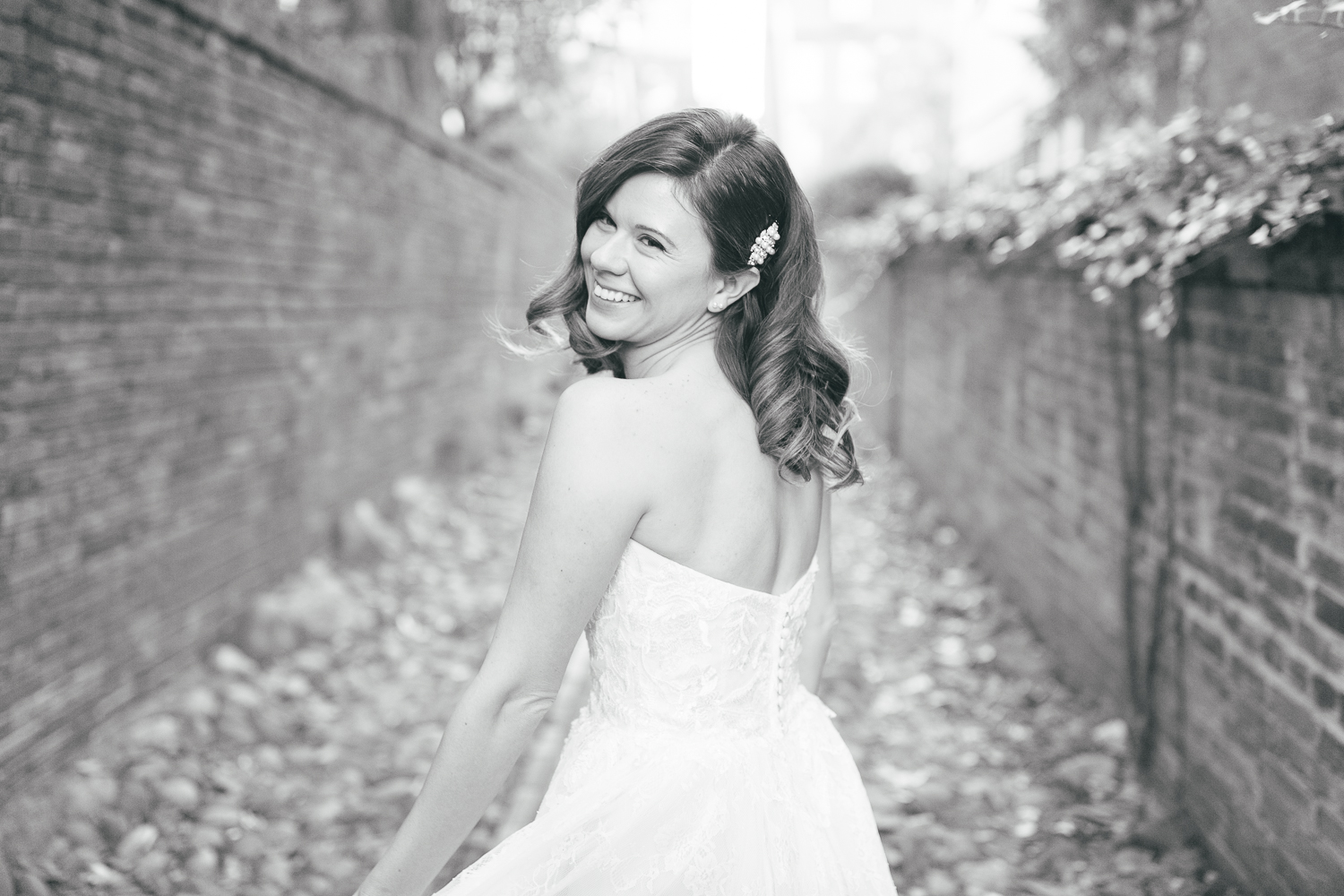 Carlyle House Elopement | Maral Noori Photography | Virginia Wedding Photographer