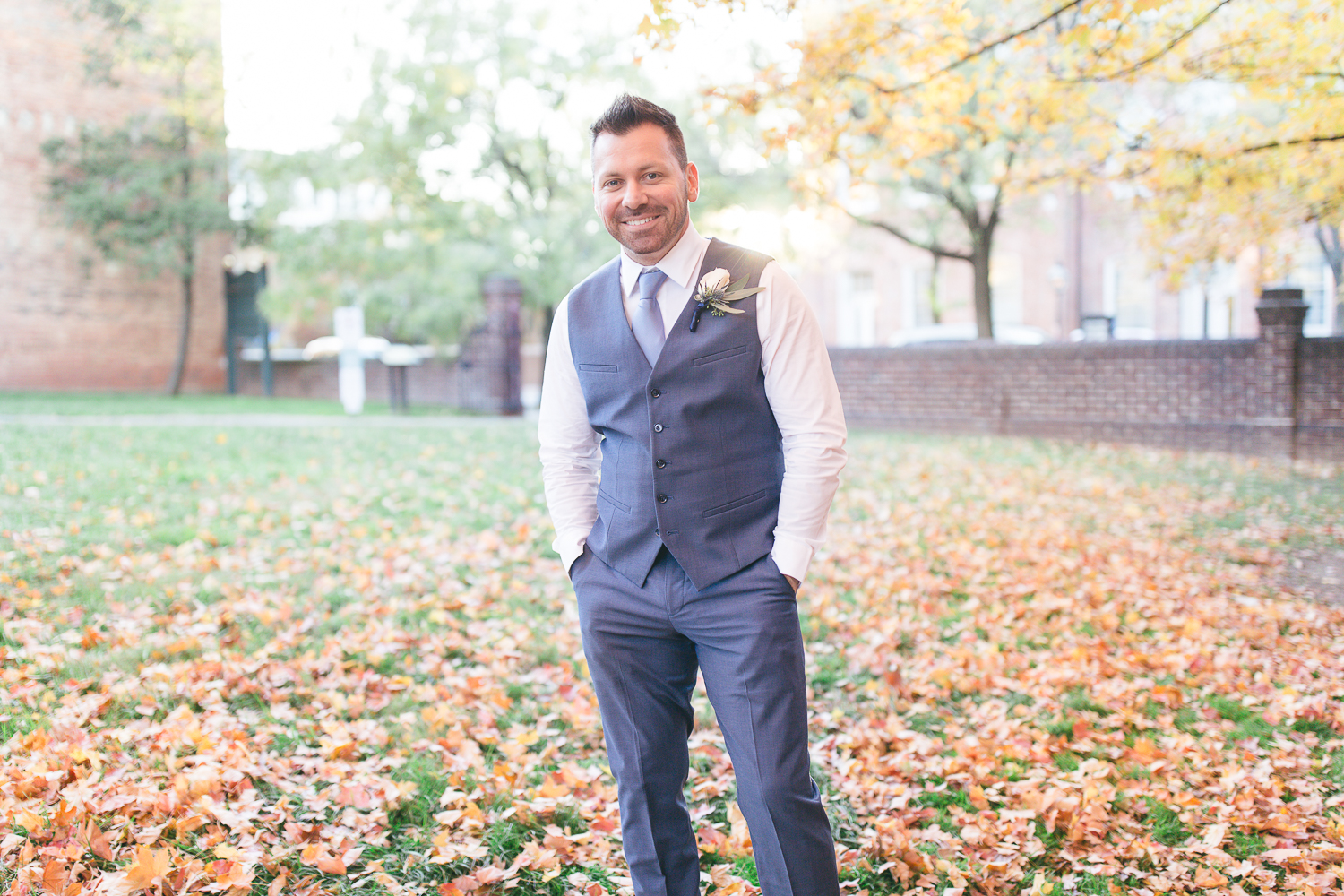 Carlyle House Elopement | Maral Noori Photography | Virginia Wedding Photographer | Fall Portraits