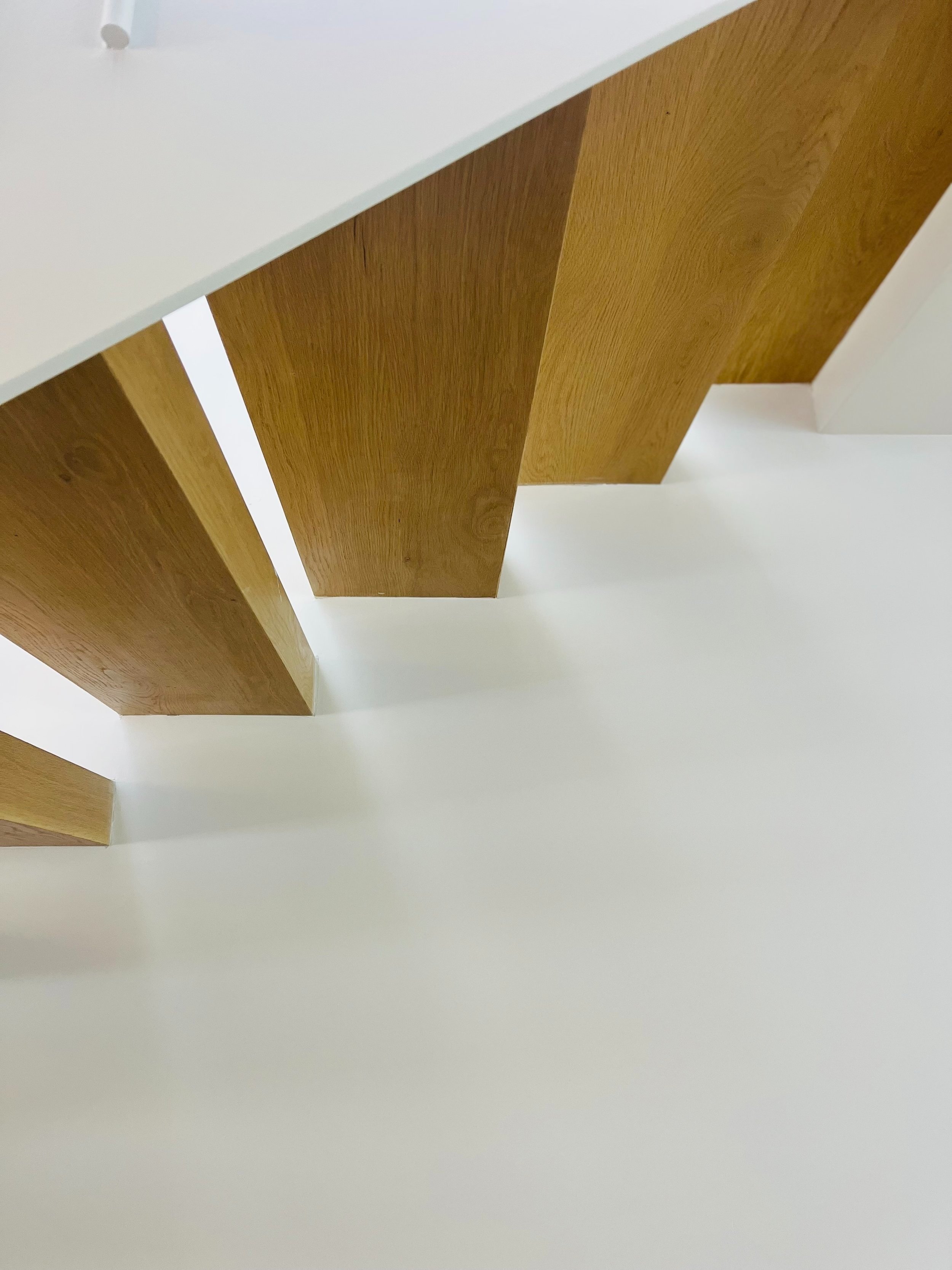 slobri+build+-+floating+stairs.jpg