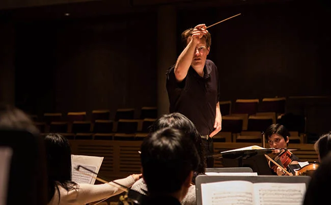 Maestro Jonathan Girard