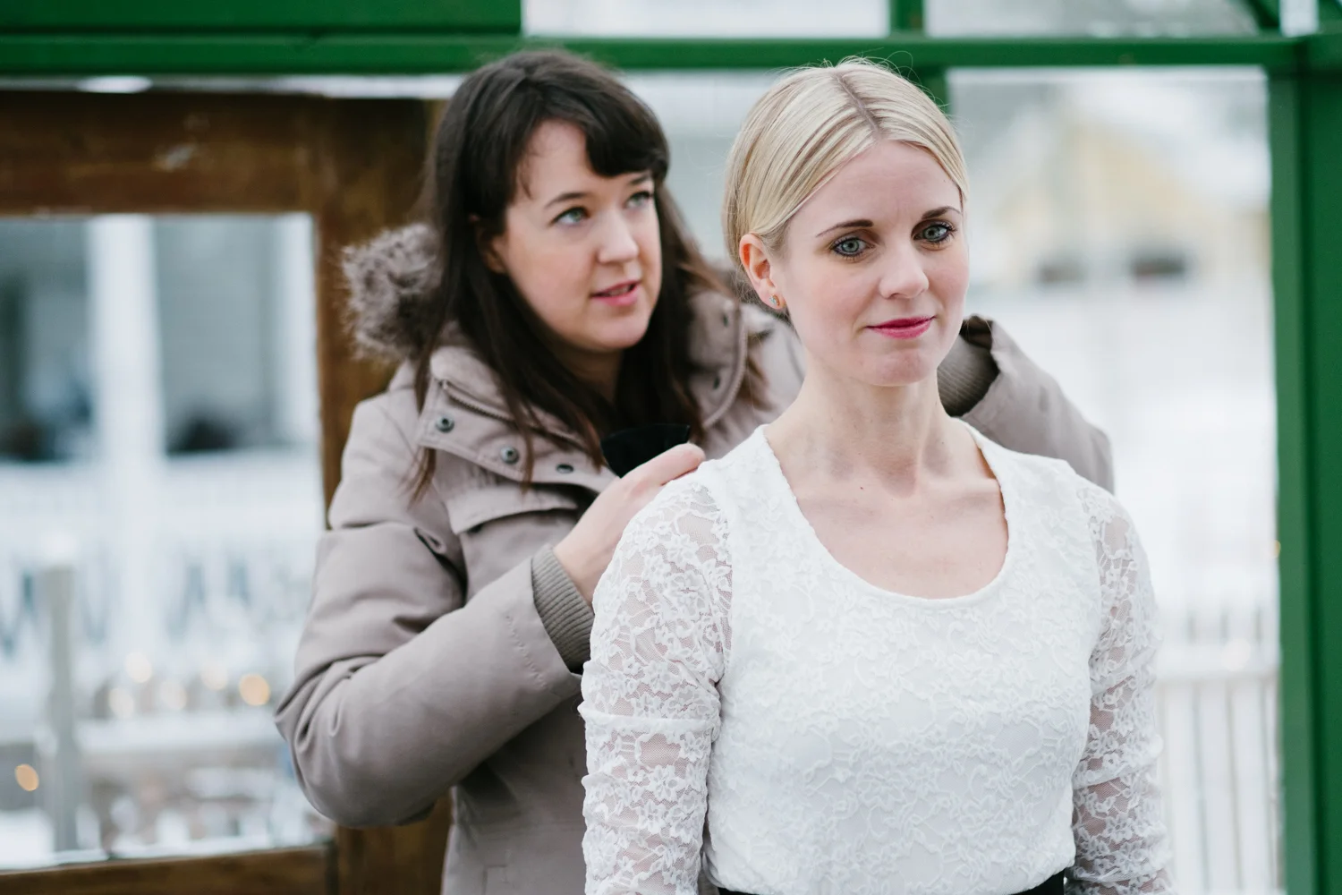 Jag gjorde en stylad fotografering tillsammans med Zanna som driver Sisters in Law . Vi fick låna mina vänners fina växthus. 
