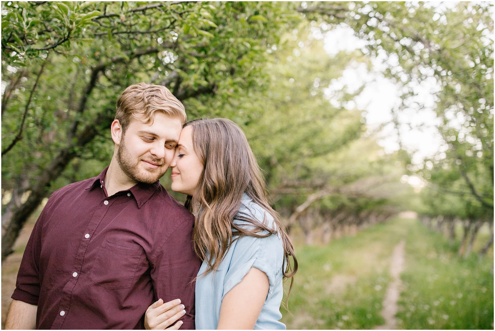 Lizzie-B-Imagery-Utah-Wedding-Photographer-Thanksgiving-Point-Payson-Temple_0155.jpg