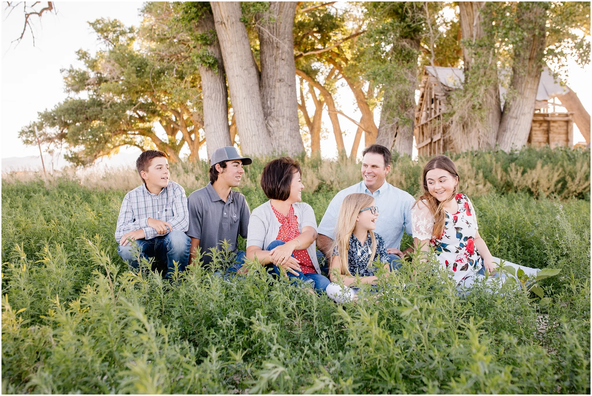 Blackburn--5_Lizzie-B-Imagery-Utah-Family-Photographer-Central-Utah-Photographer-Utah-County-Extended-Family.jpg