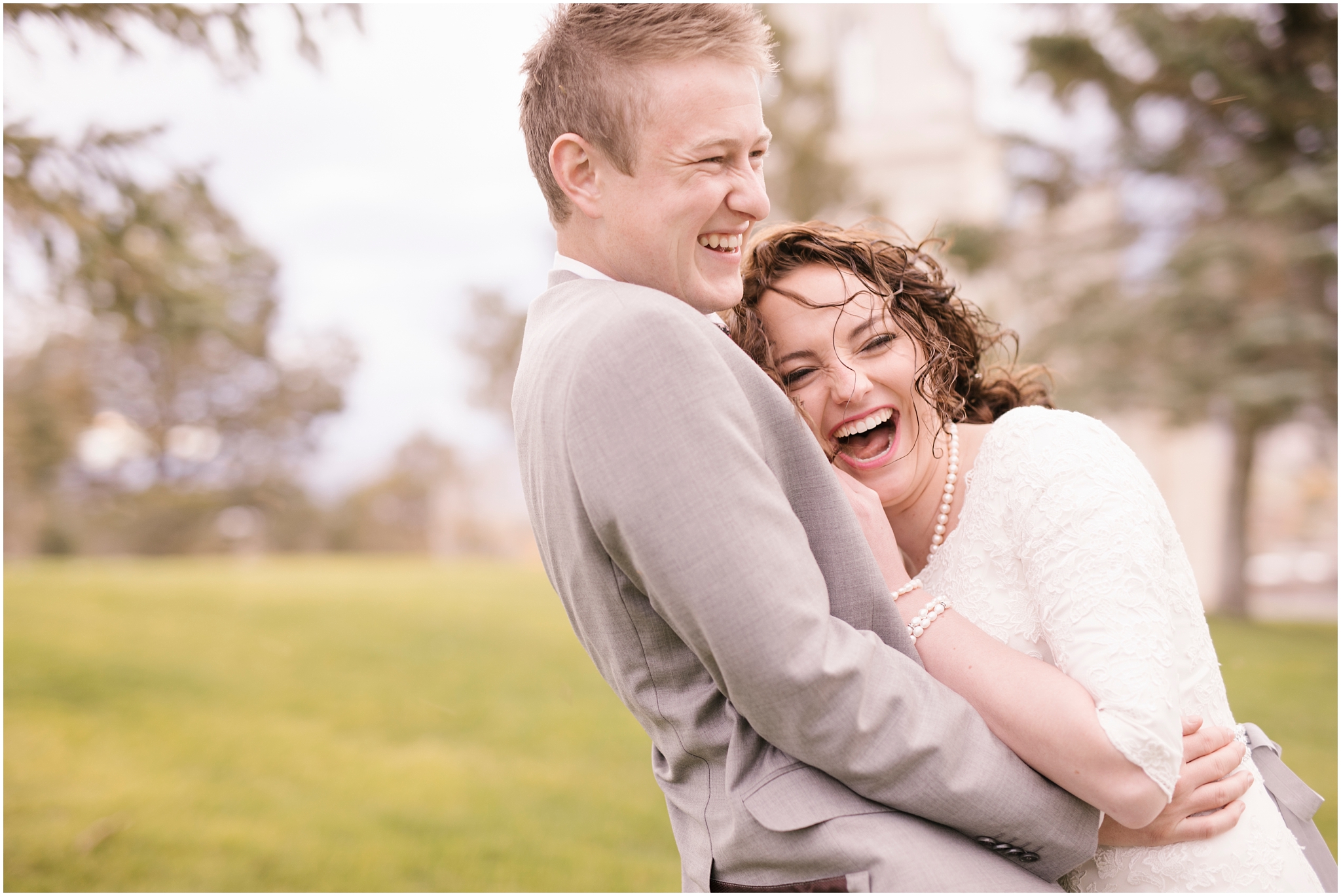 BA-Bridals-114_Lizzie-B-Imagery-Utah-Wedding-Photographer-Central-Utah-Photographer-Utah-County-Manti-Utah-Temple.jpg