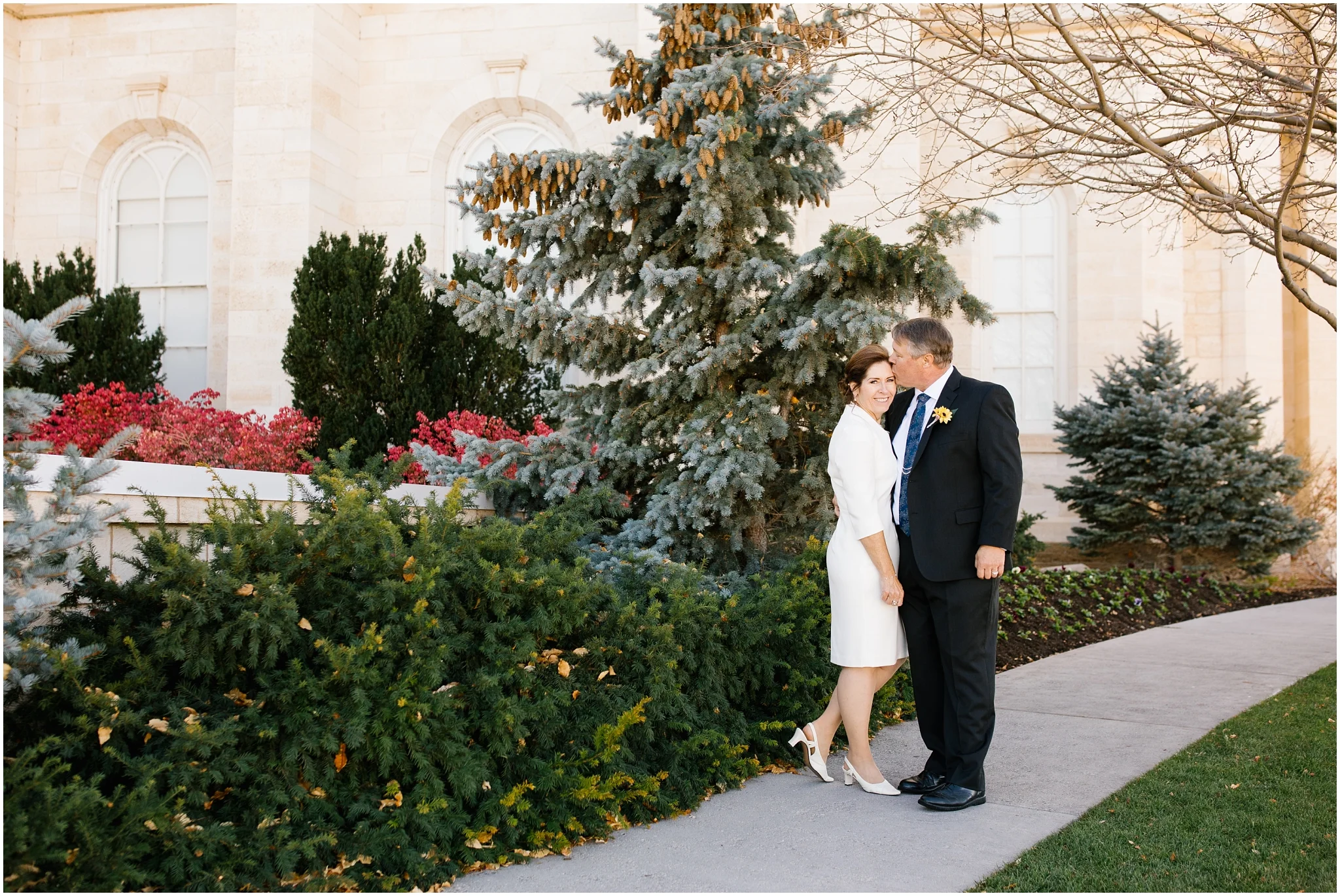 PDWeddingDay-115_Lizzie-B-Imagery-Utah-Wedding-Photographer-Salt-Lake-City-Park-City-Utah-County-Manti-Temple.jpg