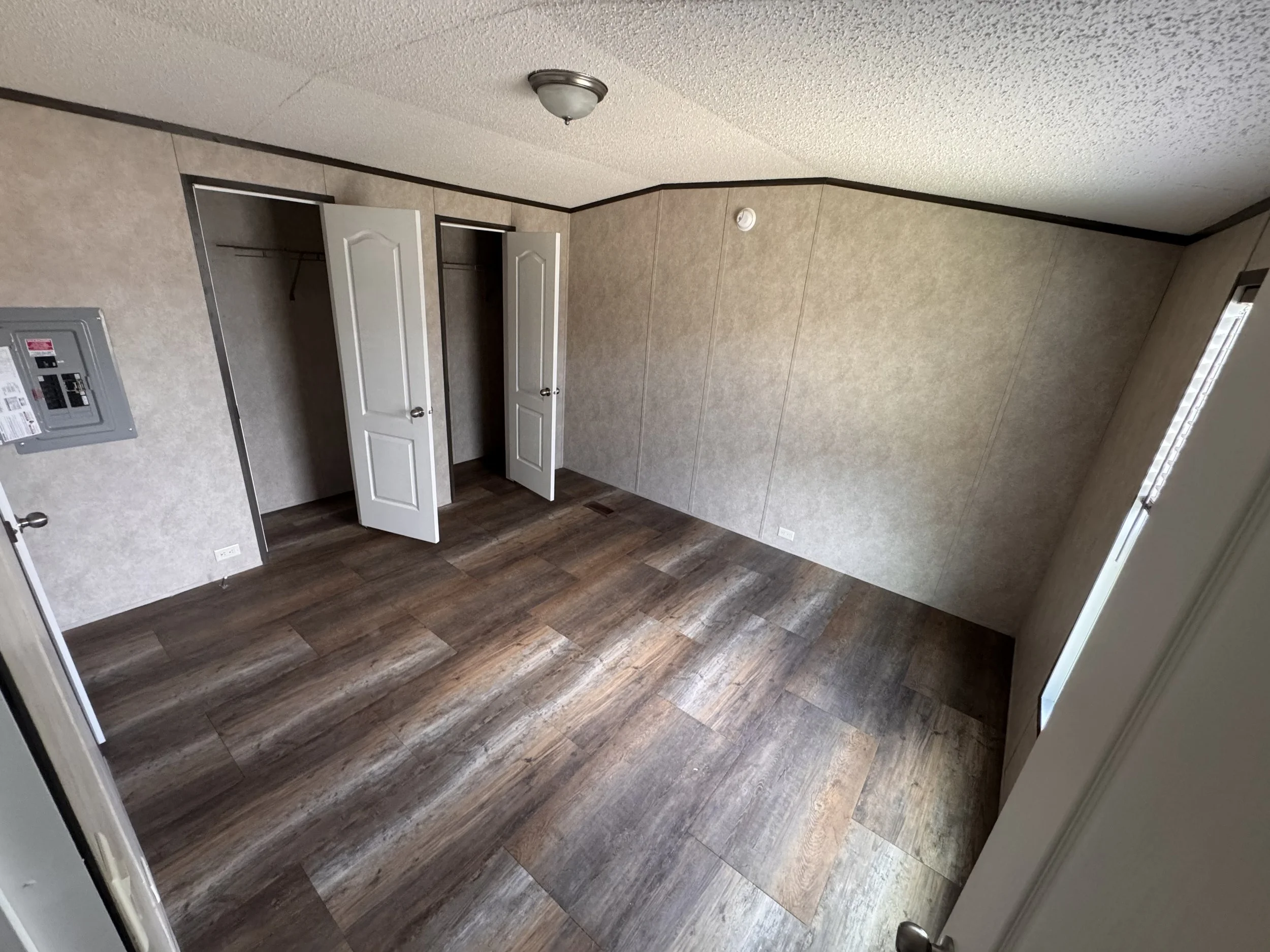 MASTER ROOM.jpeg