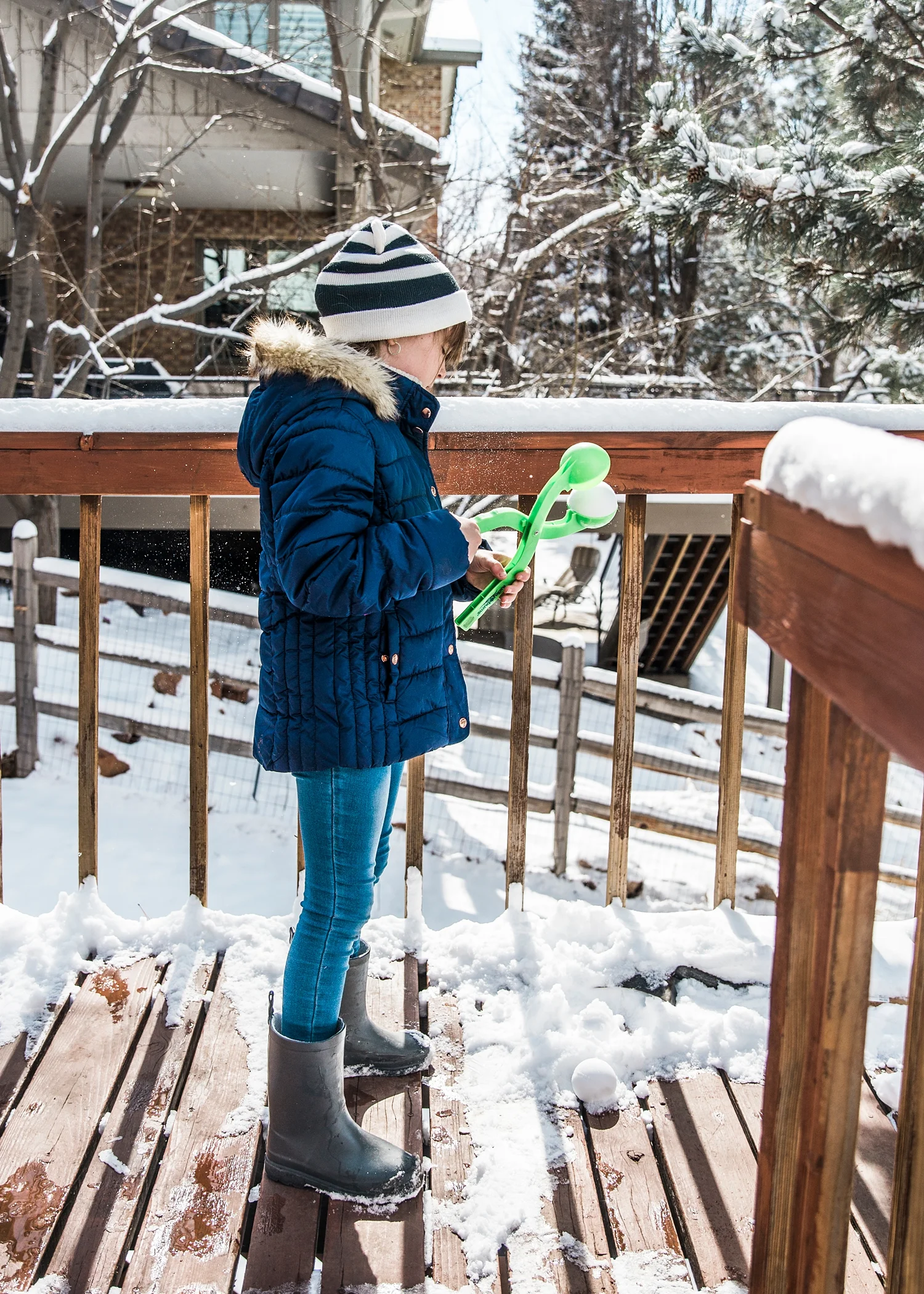 Ever wonder what unshcooling looks like? Go check out this photo diary: A Week in the Life of an Unschooler | Getting Unschooled is a family lifestyle blog about unschooling, over-40 style, and non-toxic beauty. Thanks for pinning!