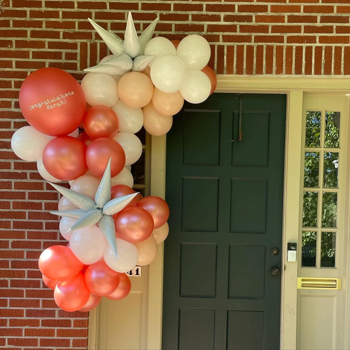 When you are crushing it in the corporate world and SAHM life is calling you.... we celebrate this next chapter in life with balloons of course! Congrats to this amazing momma of 3!
