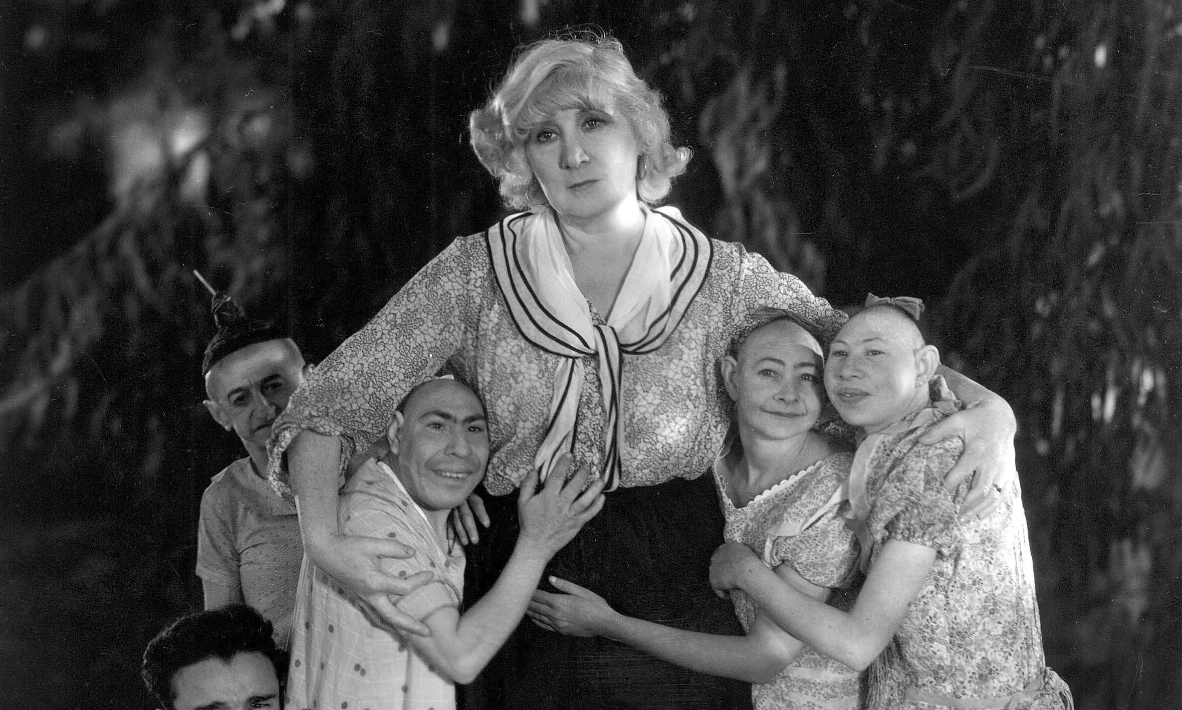 freaks-e1480113196249.jpg