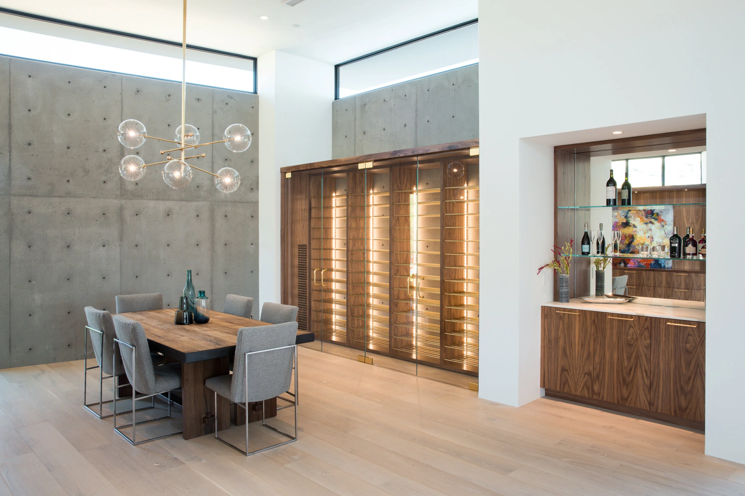 Dining wine bar.jpg