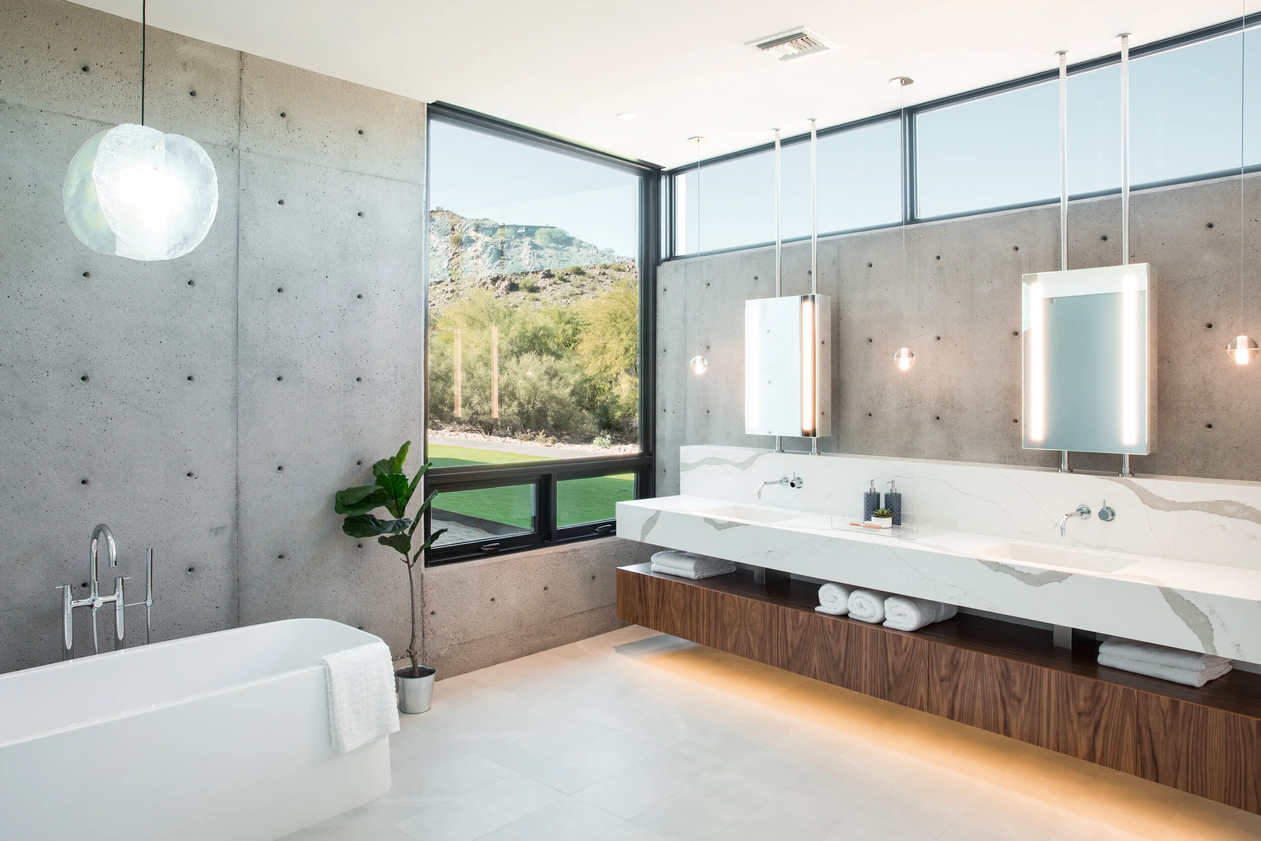 Master bath tub and vanity.jpg