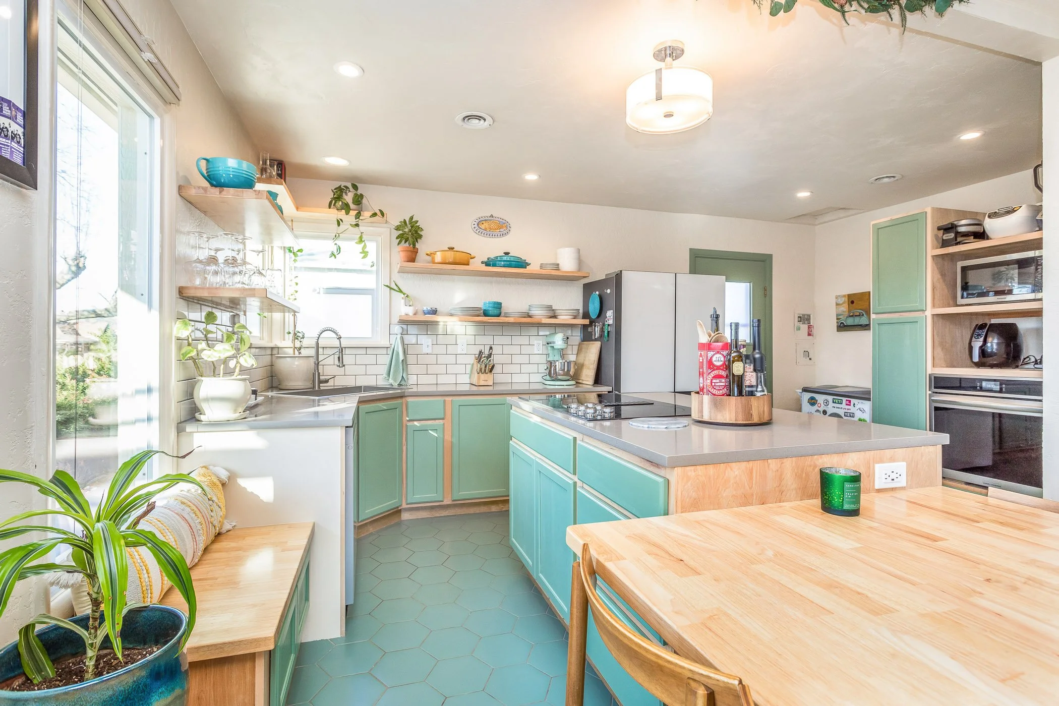 1117_S_3rd_0003 s2100 q75 S.jpg