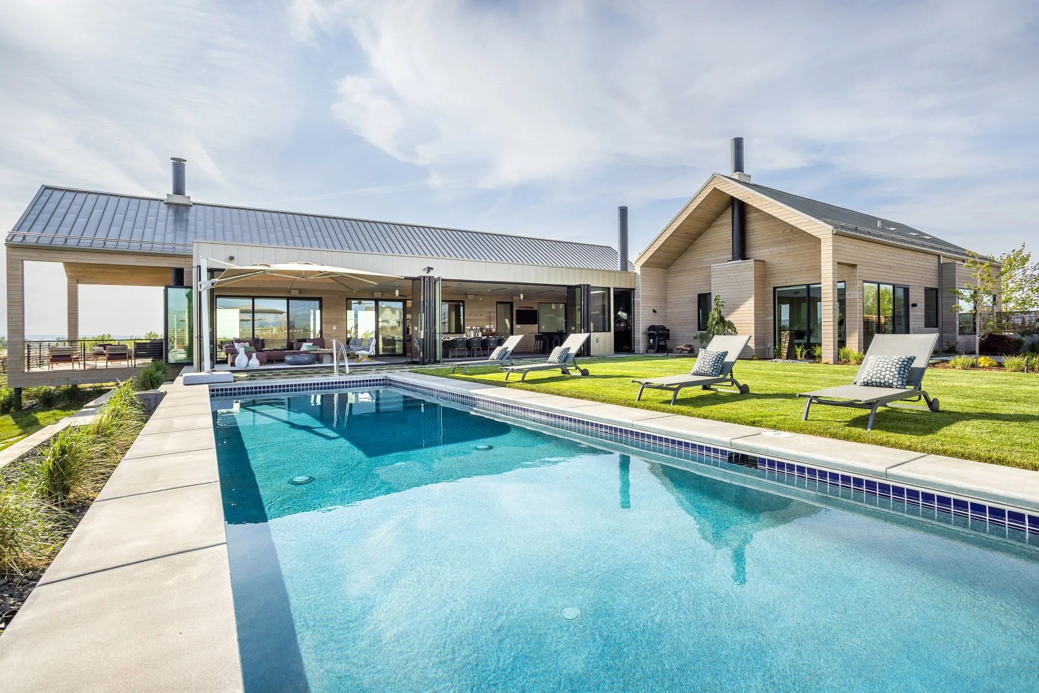 1721_JB_George_Rd_0013 s2100 q75 S.jpg