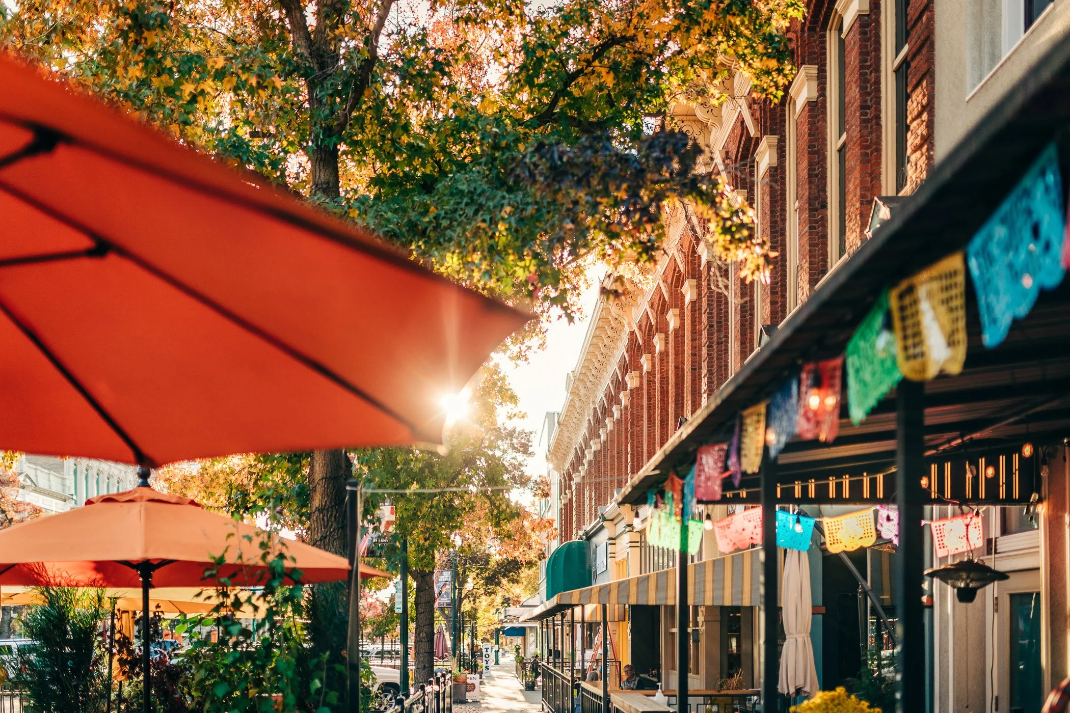 2021_FallOnMain_0305 PS 1 s2100 q75 S.jpg