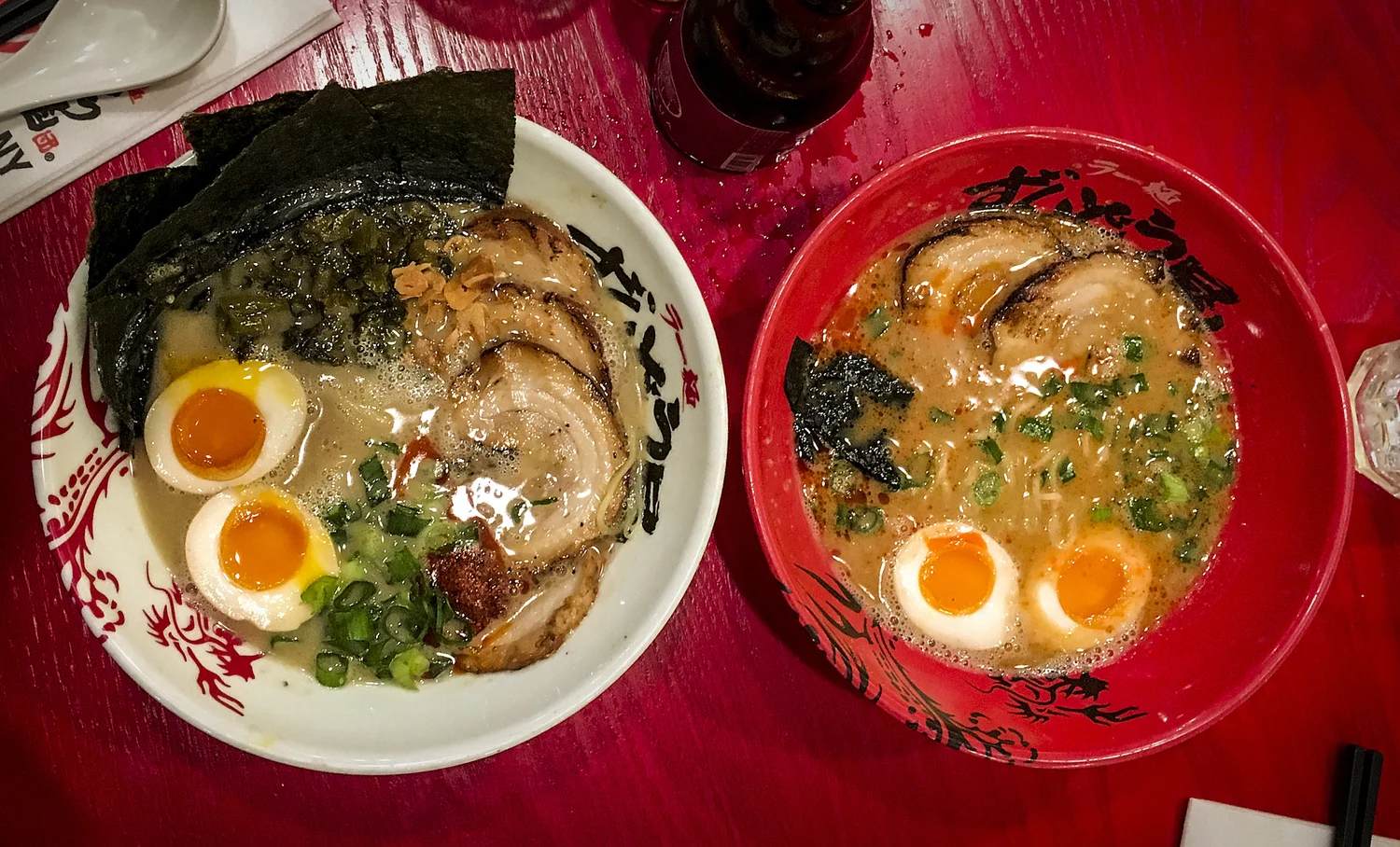 活動歴および当時の関連ビジュアル記録