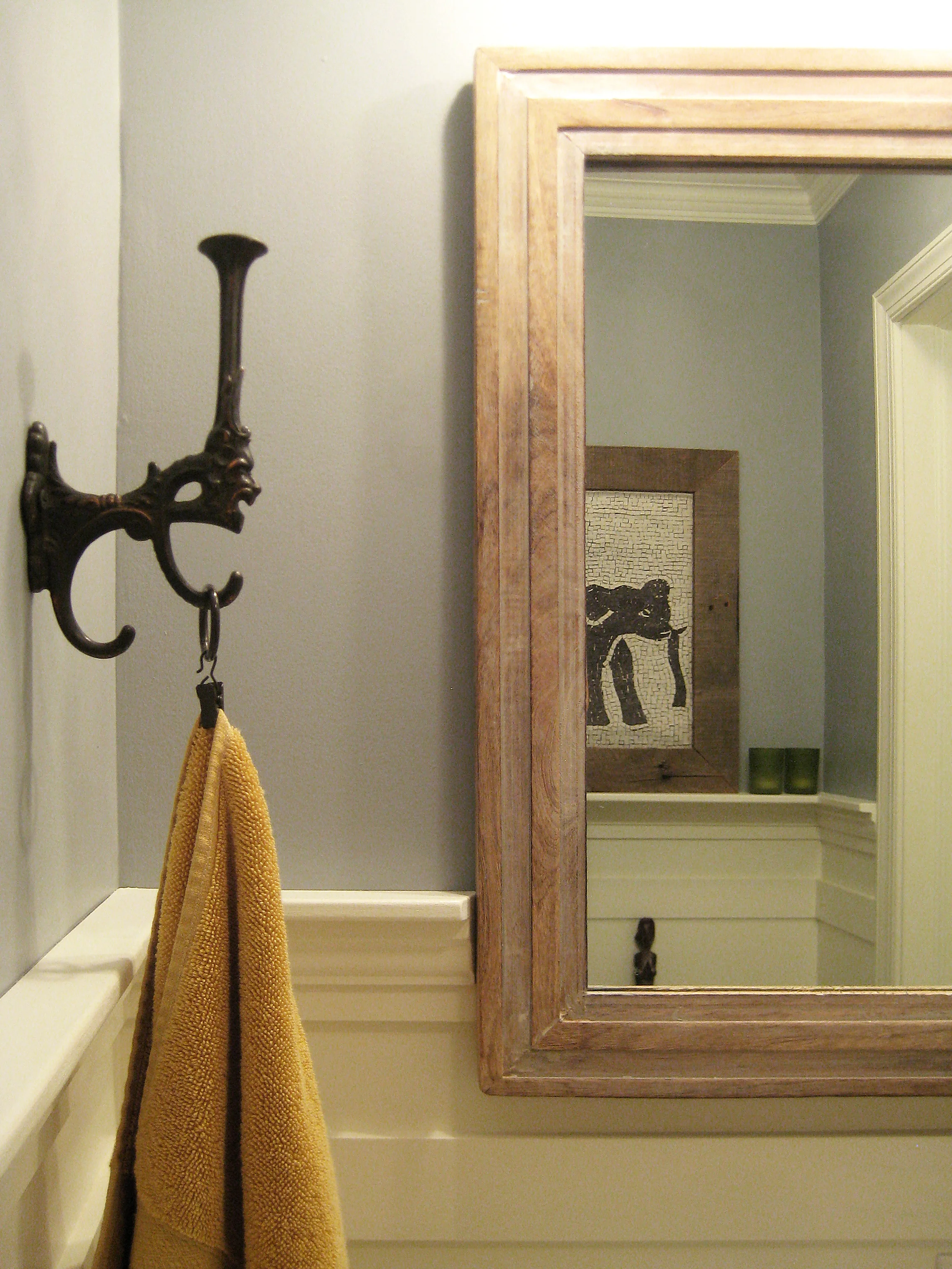 Petite-Powder-Room-9246.jpg